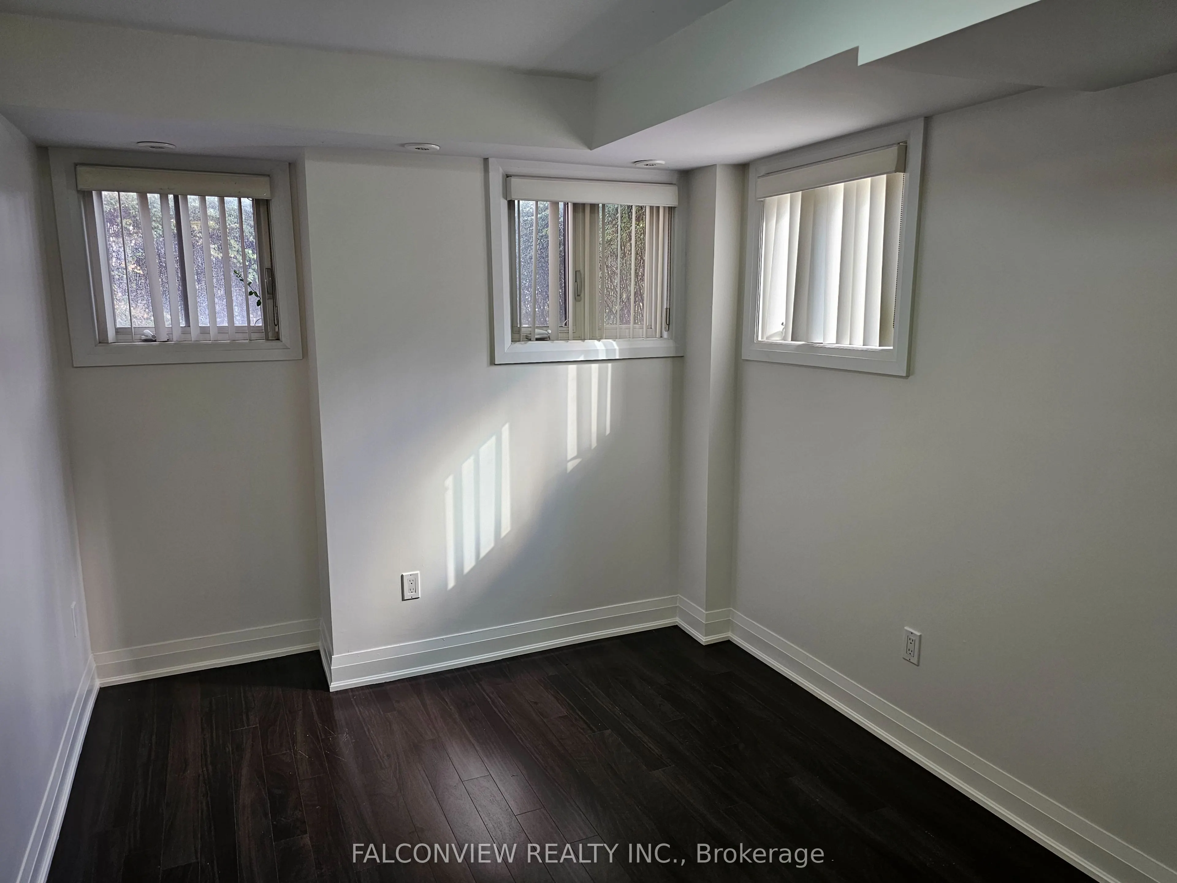 318 John Street, #125