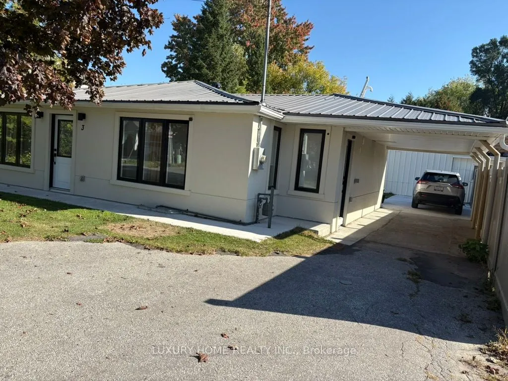 3 Hughes Street