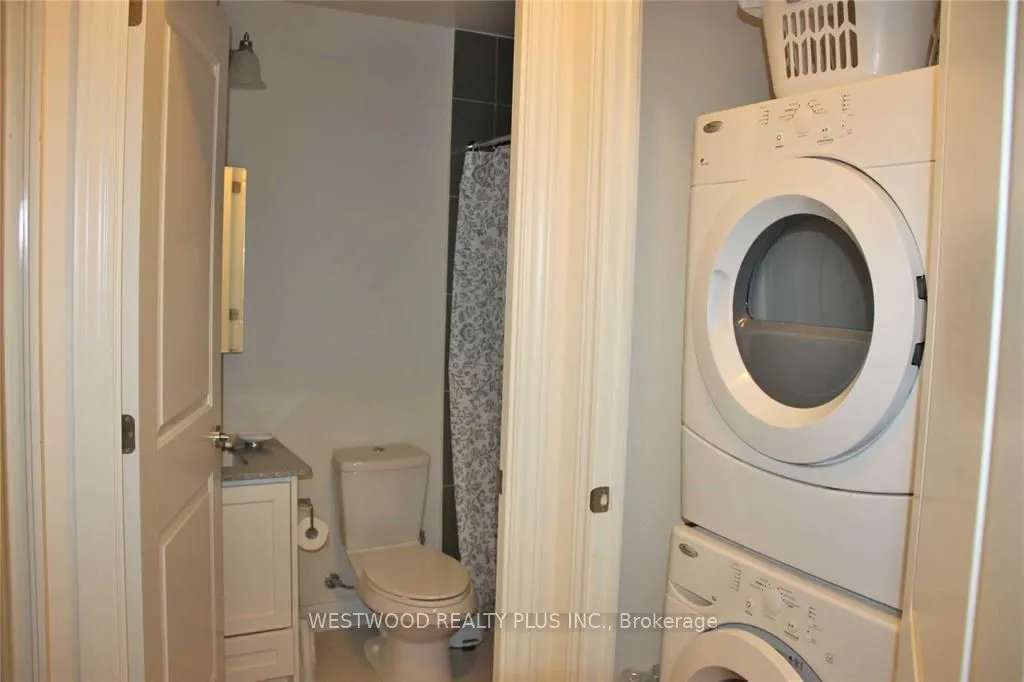 9088 Yonge Street, #1209