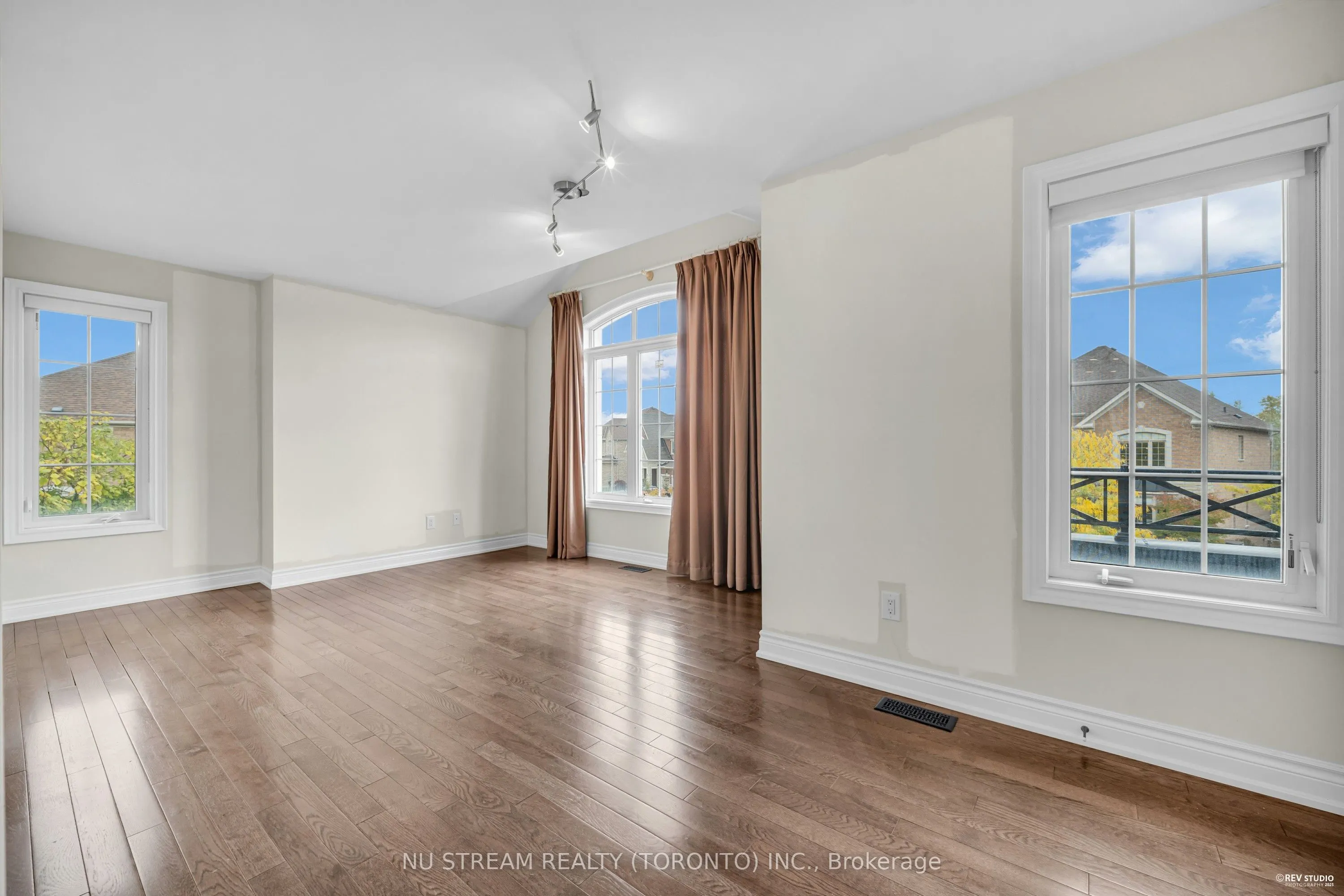 237 Upper Post Road