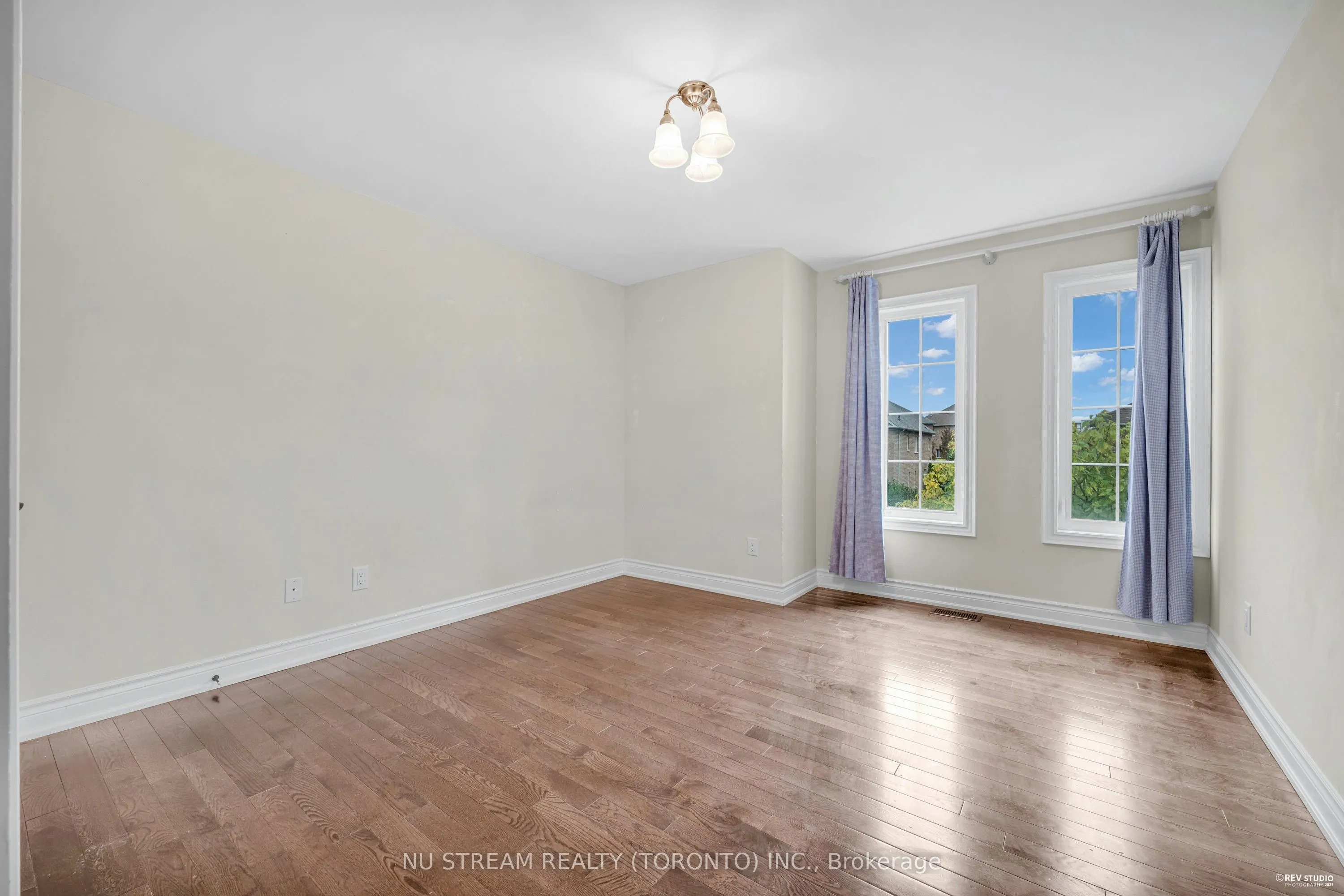 237 Upper Post Road