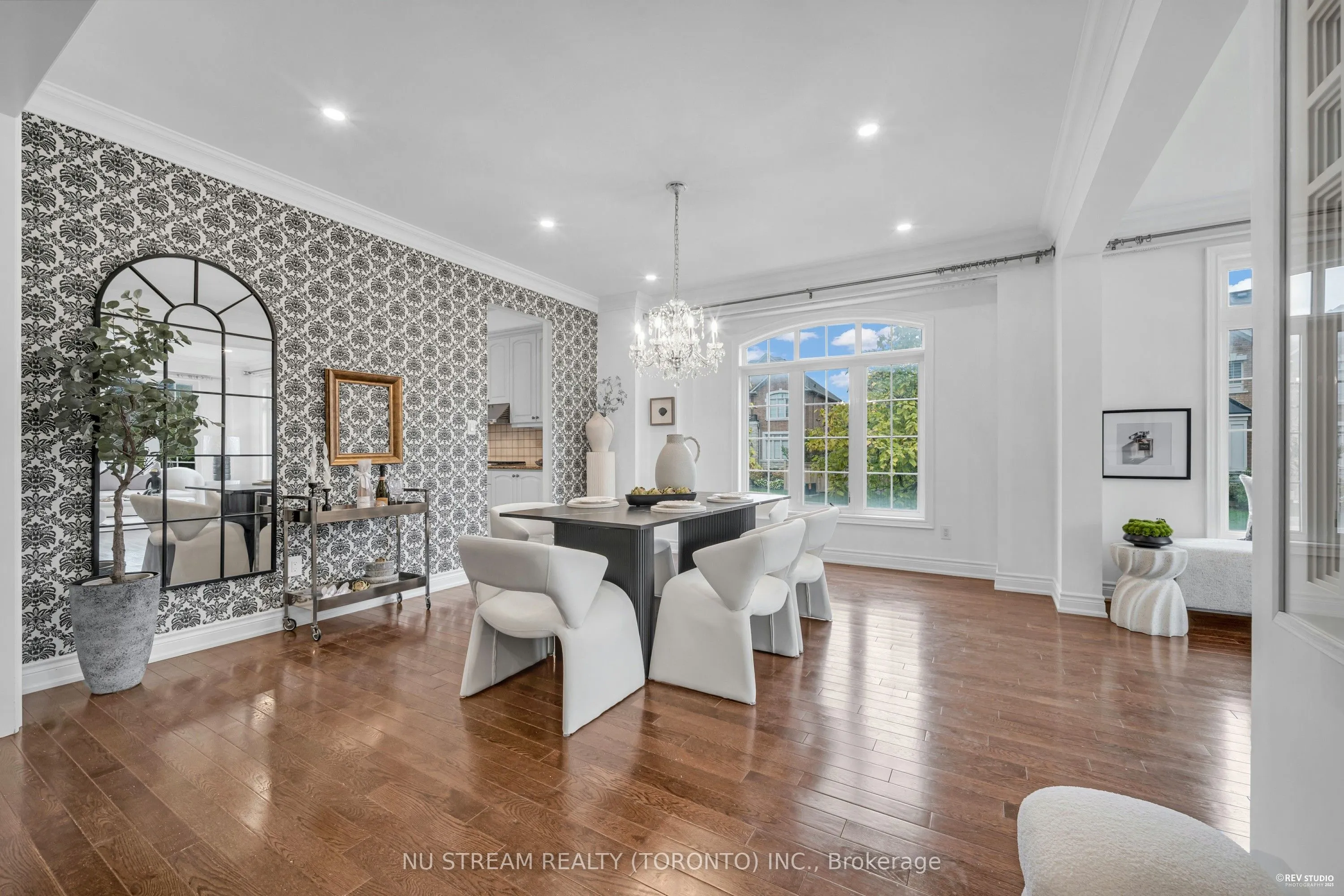 237 Upper Post Road