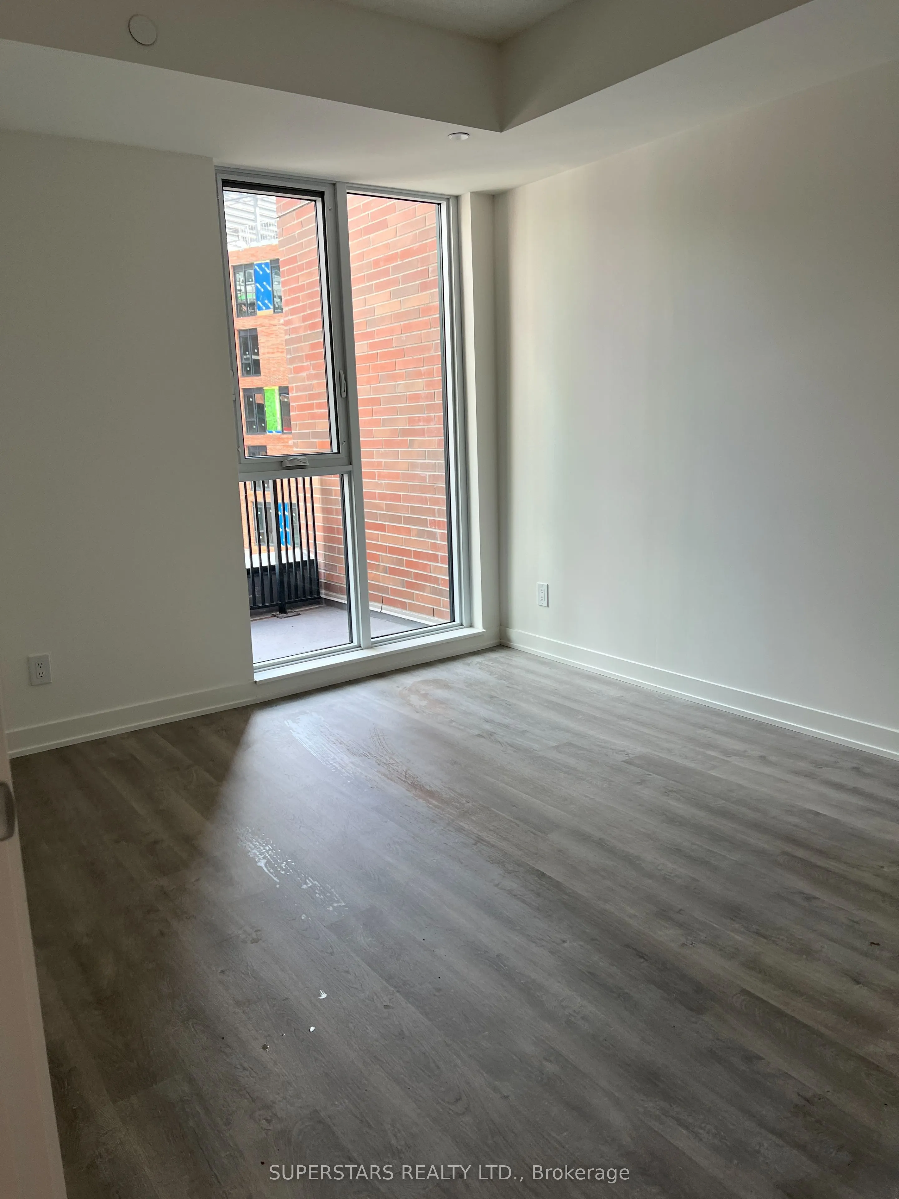 8119 Birchmount Road, #833