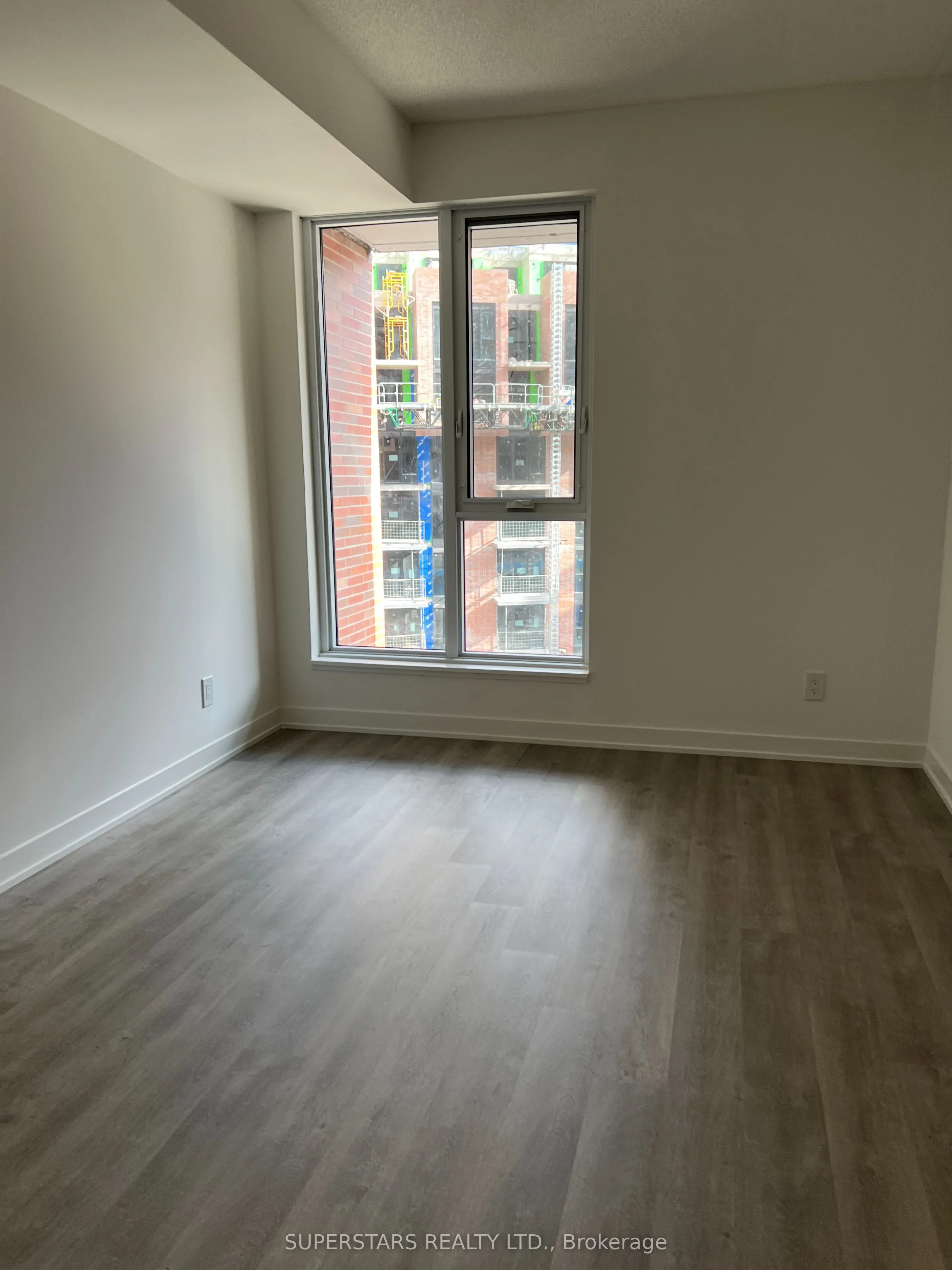 8119 Birchmount Road, #833