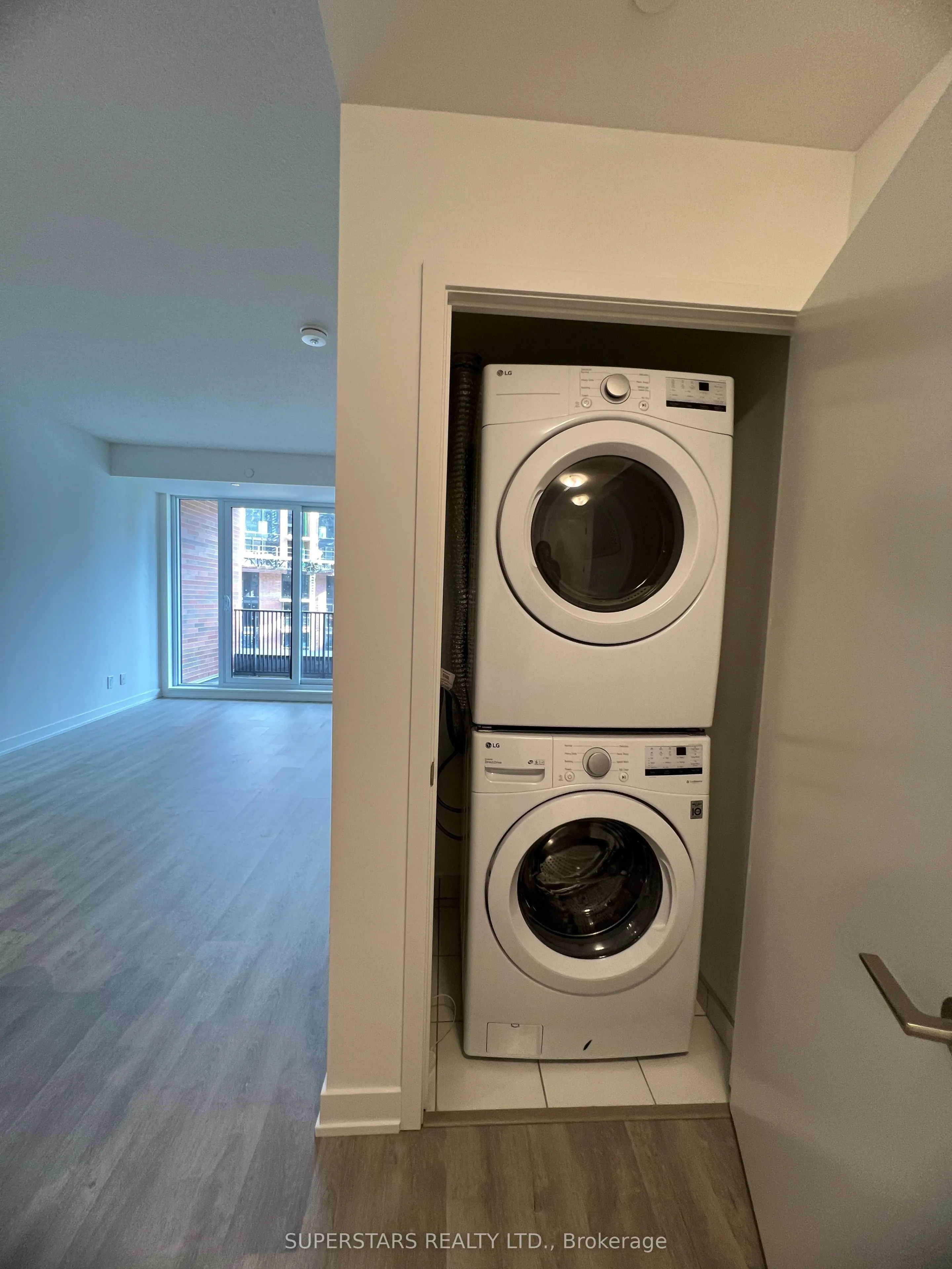 8119 Birchmount Road, #833