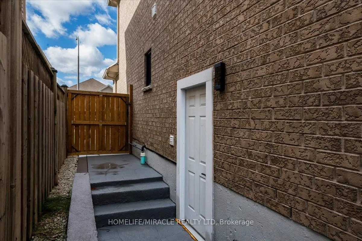 23 Knight Street