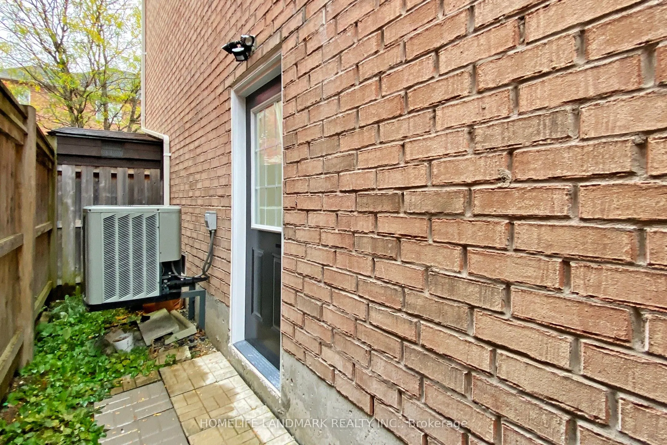 92 Barnwood Drive