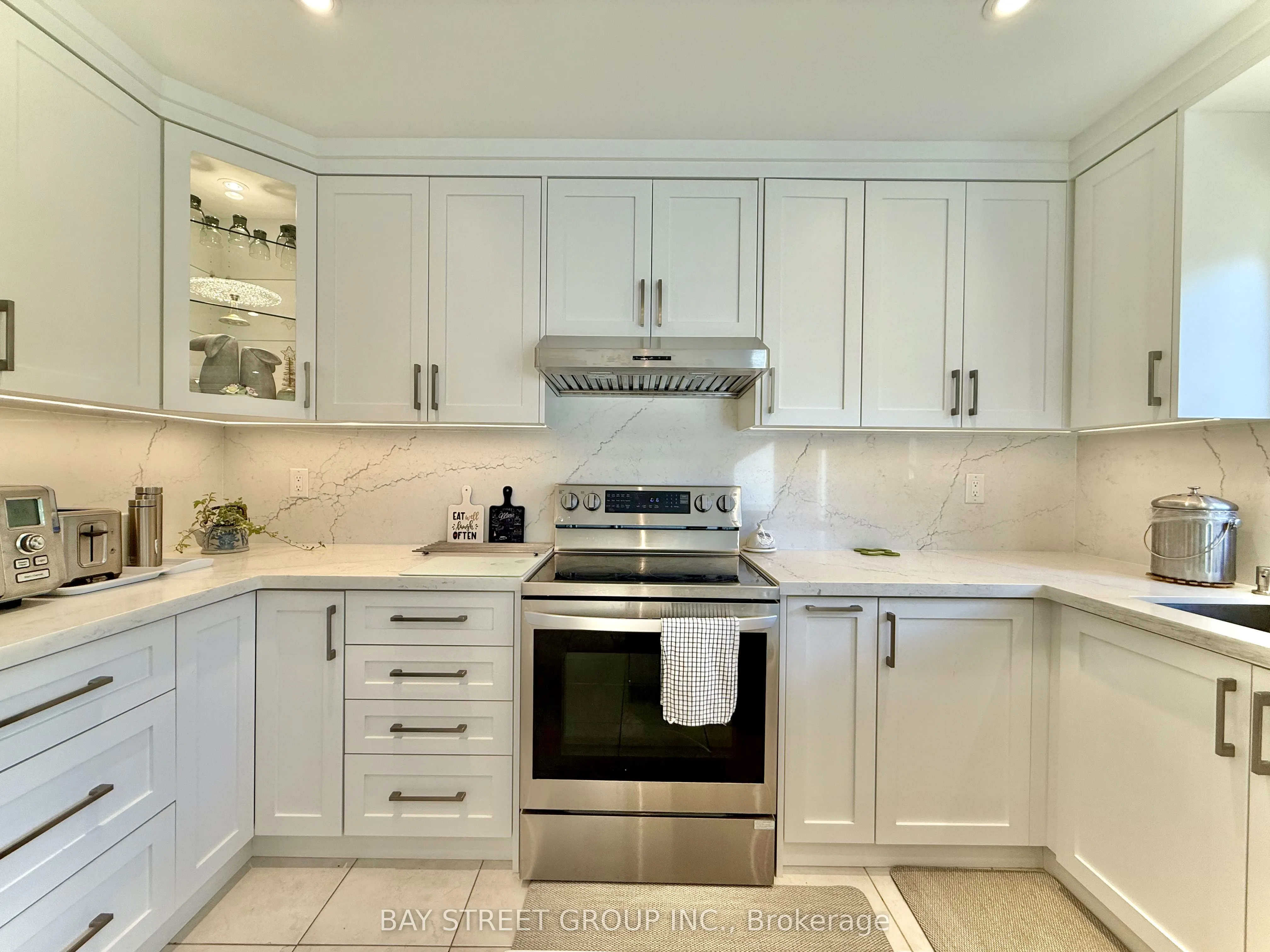 65 Rosedale Heights Drive