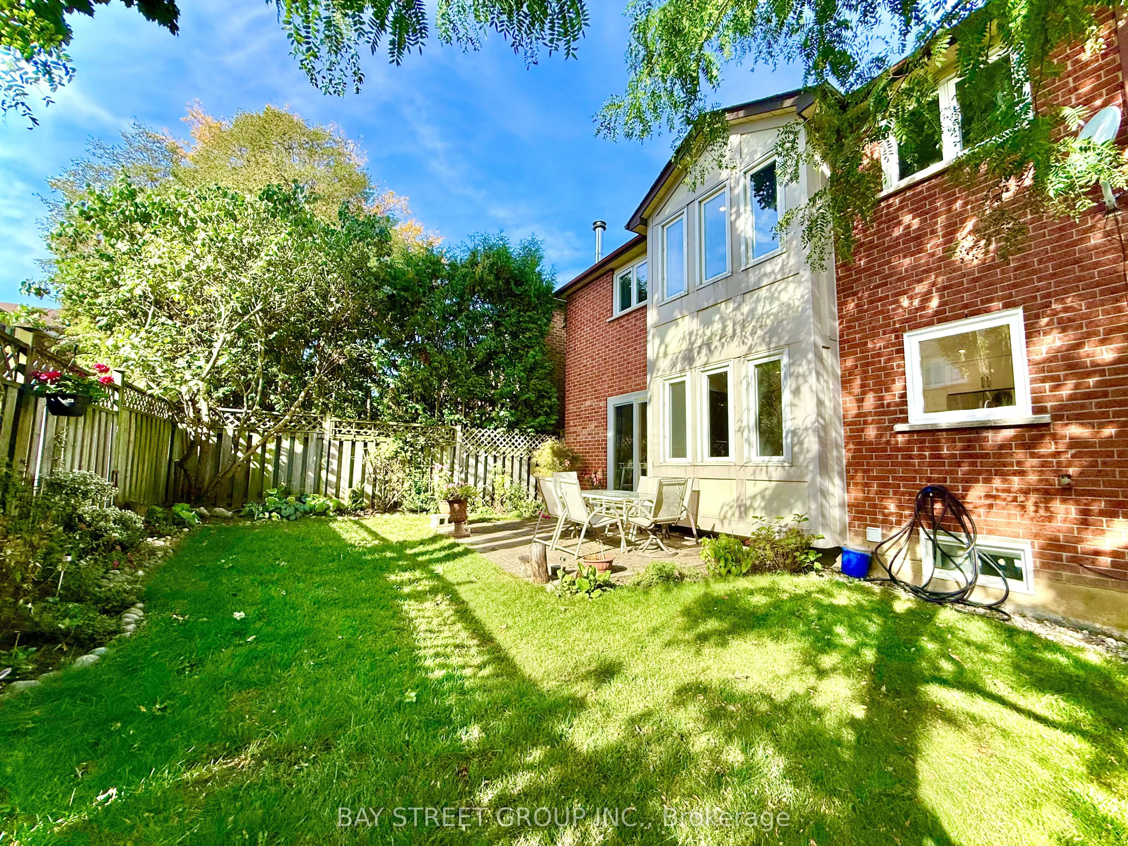 65 Rosedale Heights Drive