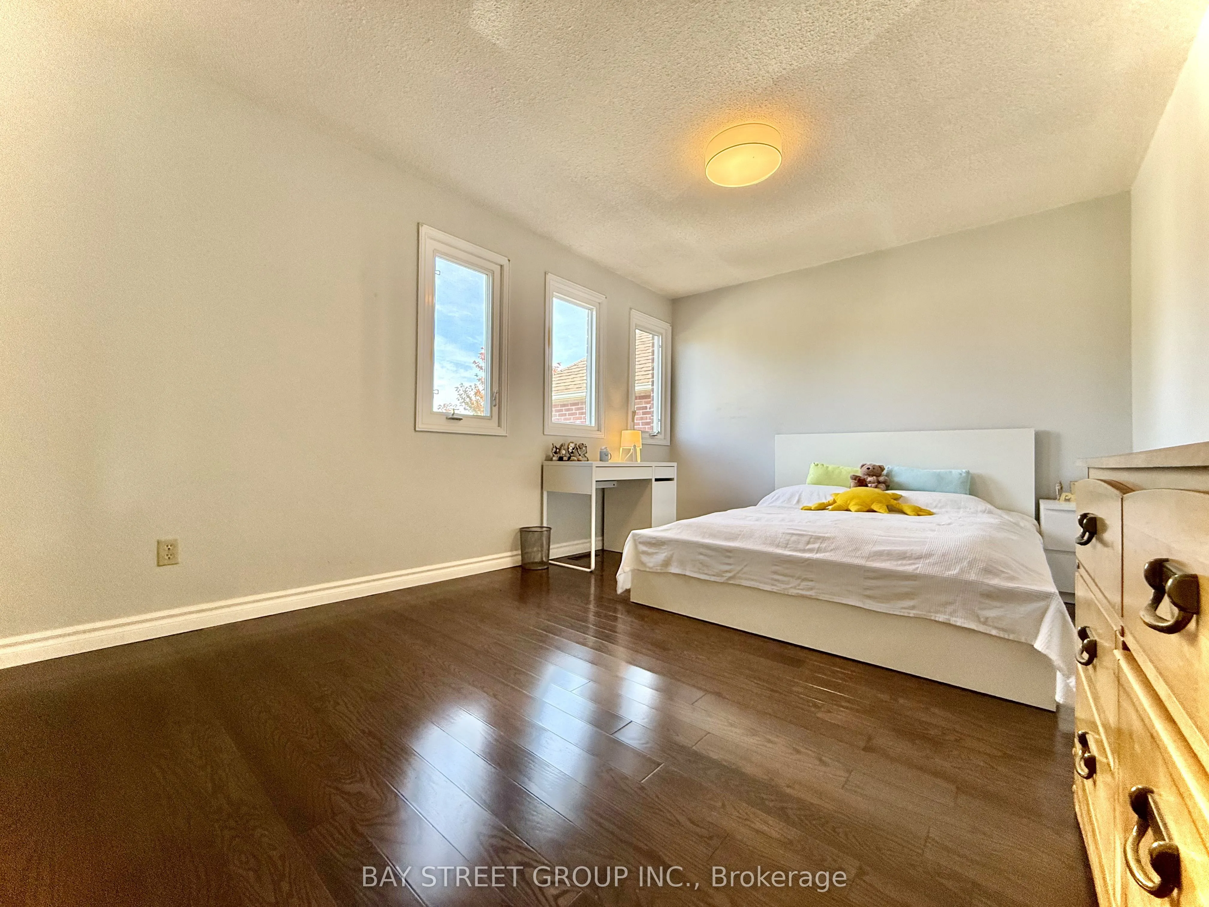 65 Rosedale Heights Drive