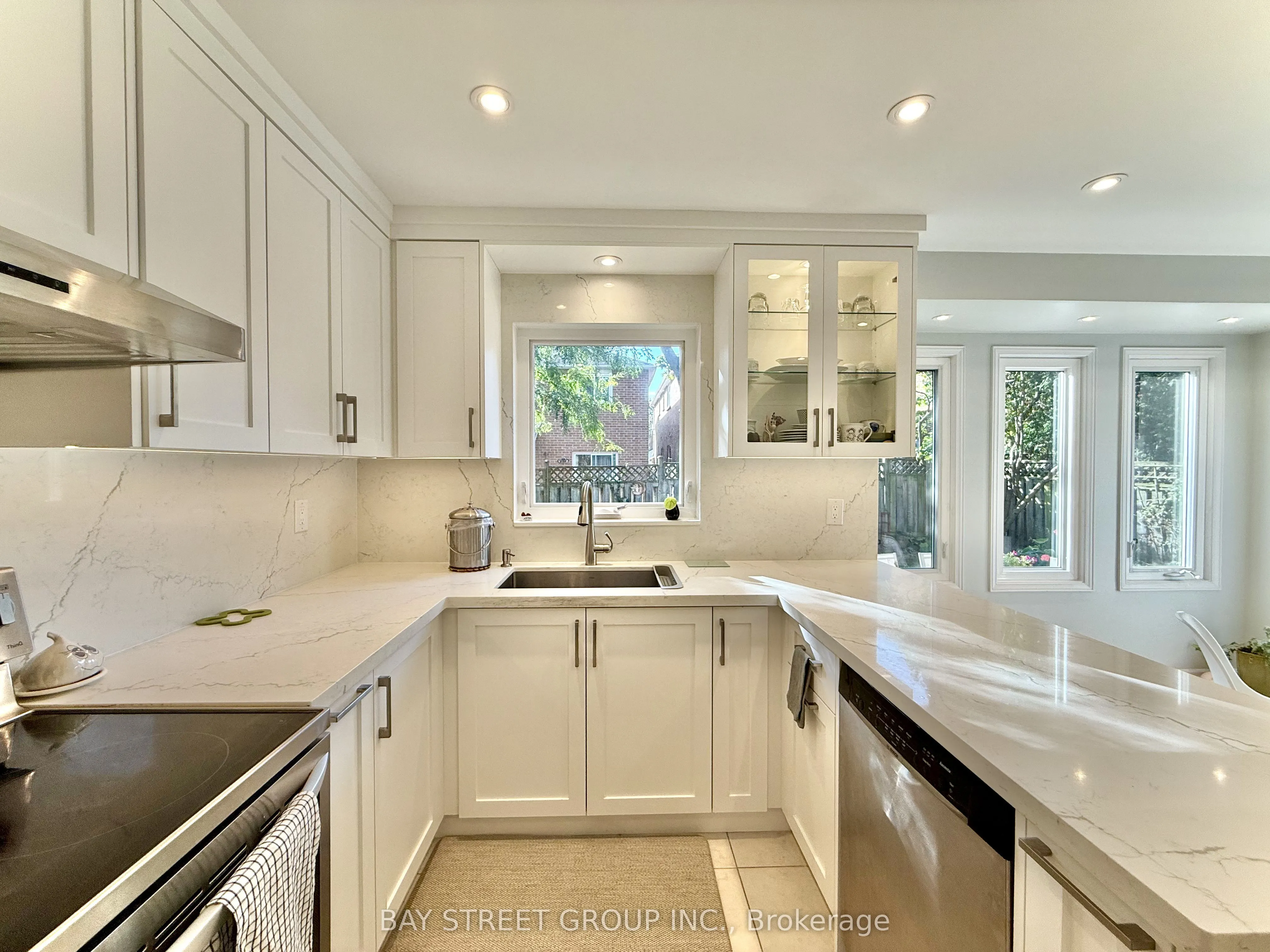 65 Rosedale Heights Drive