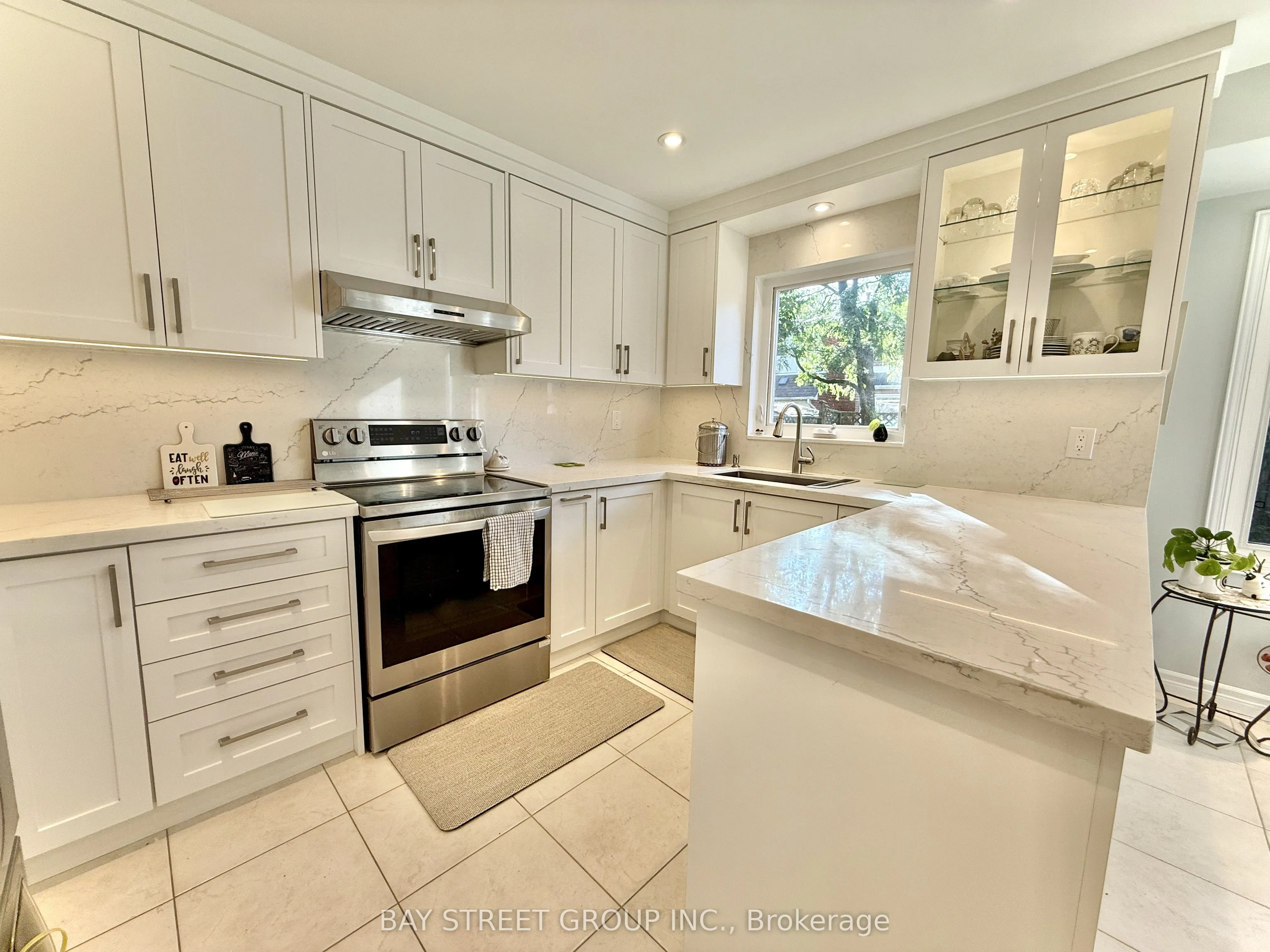 65 Rosedale Heights Drive