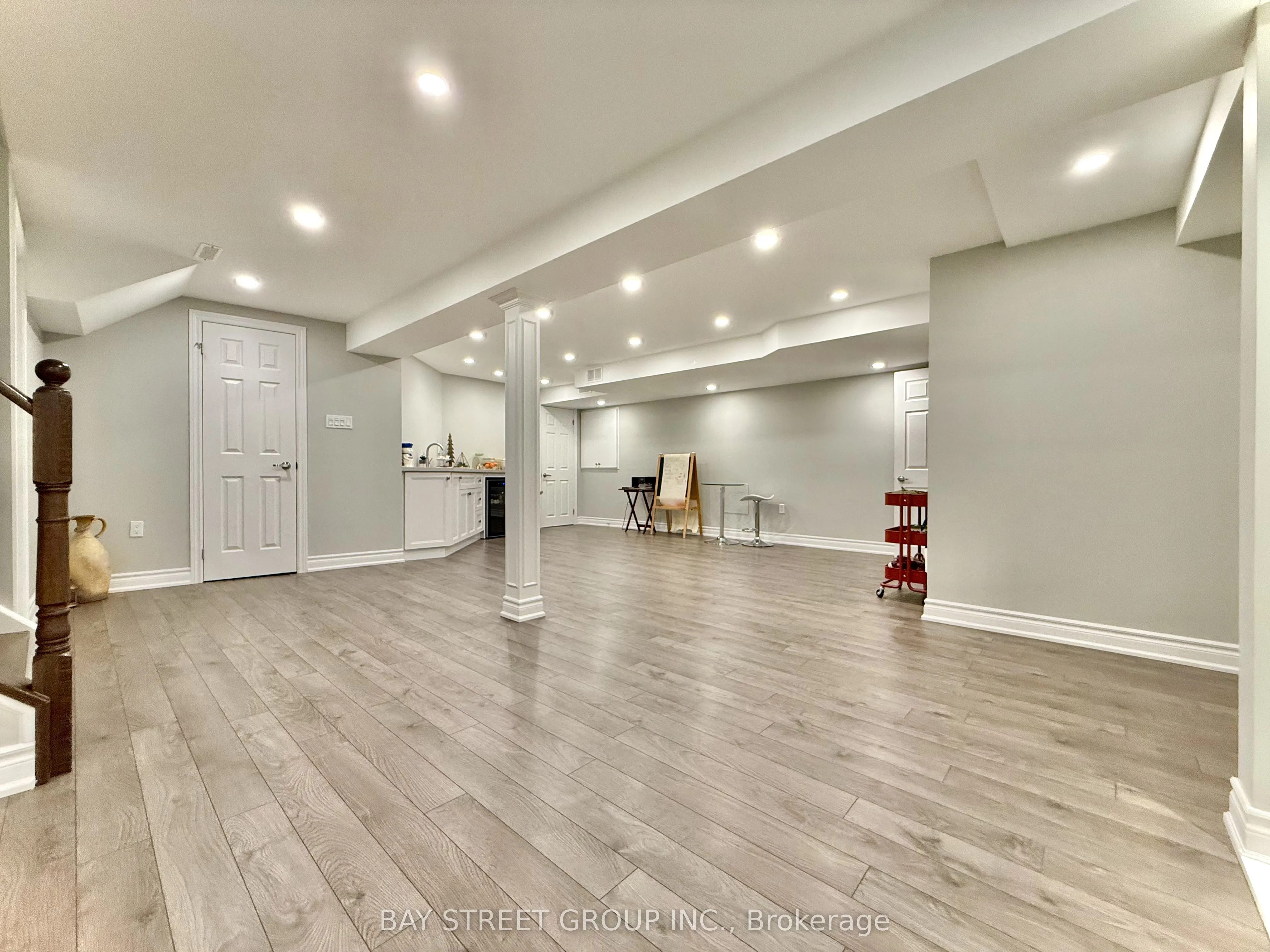 65 Rosedale Heights Drive