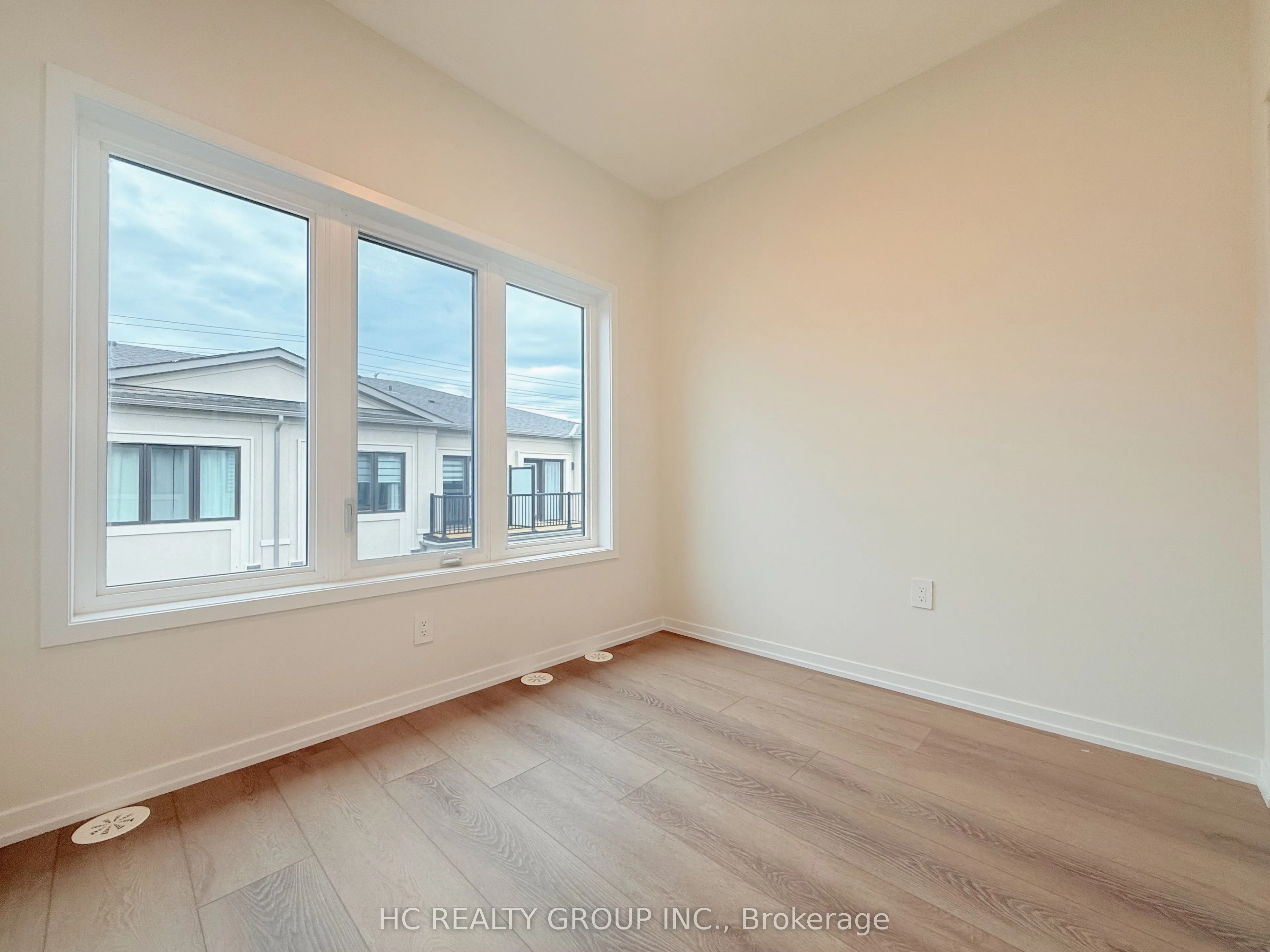 63 Matawin Lane, #87