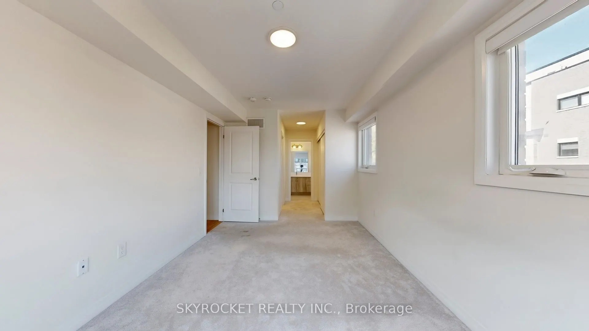 40 Baynes Way, #8