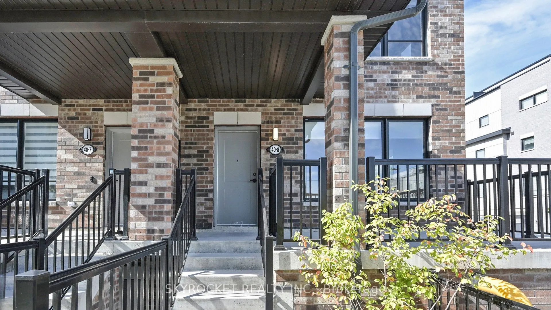 40 Baynes Way, #8