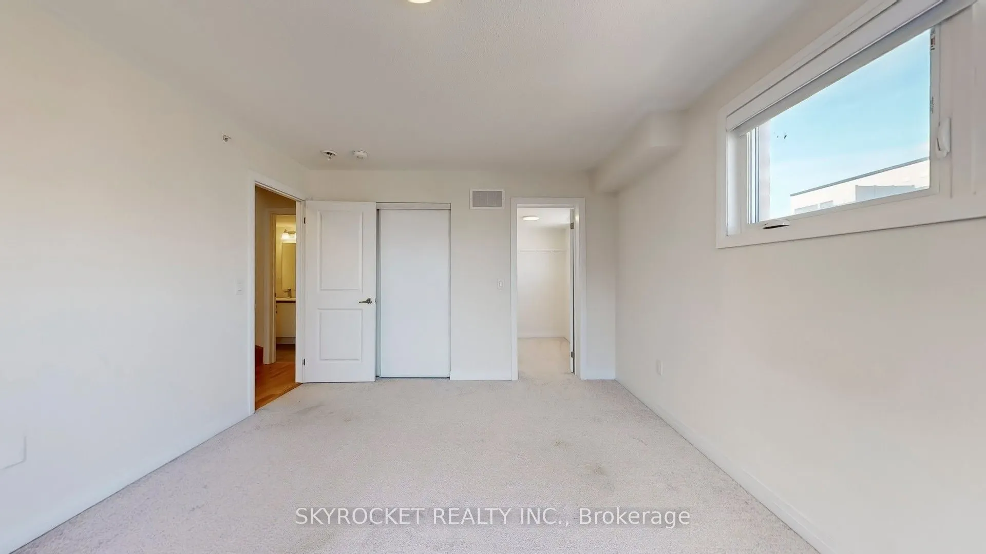 40 Baynes Way, #8
