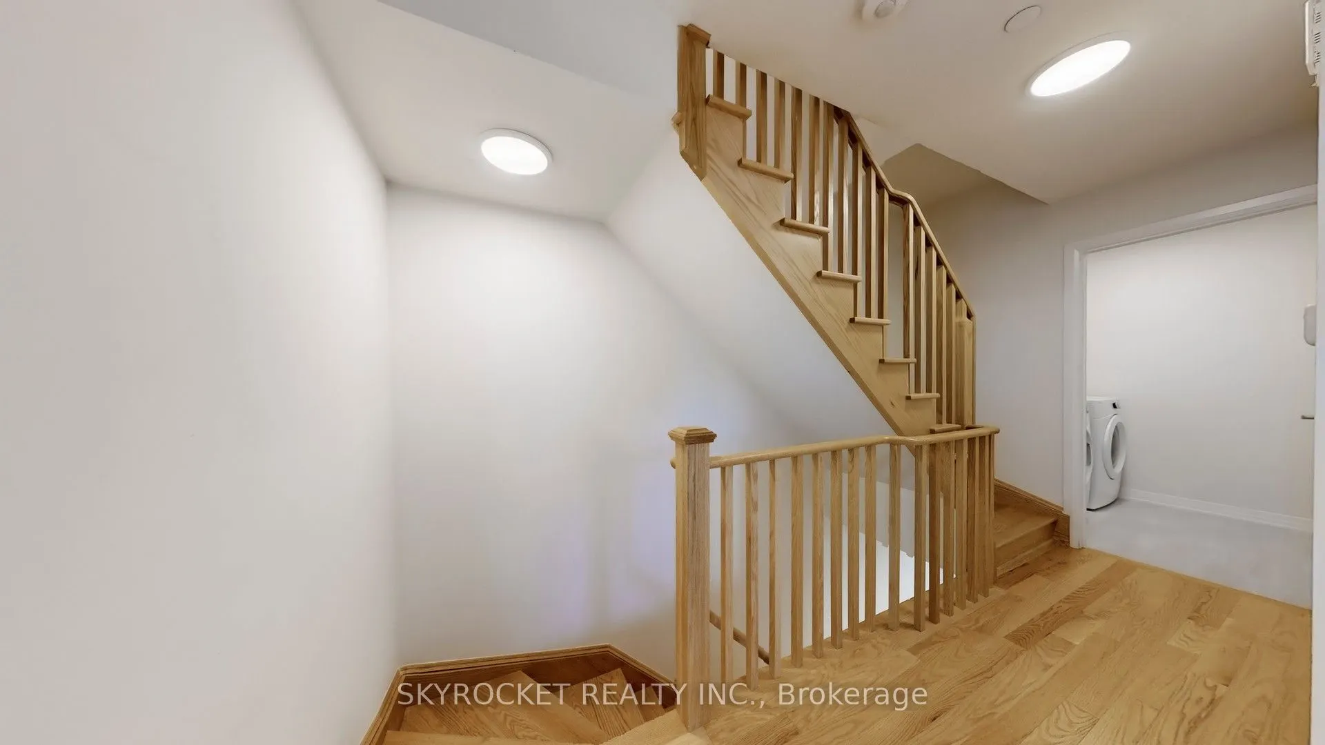 40 Baynes Way, #8