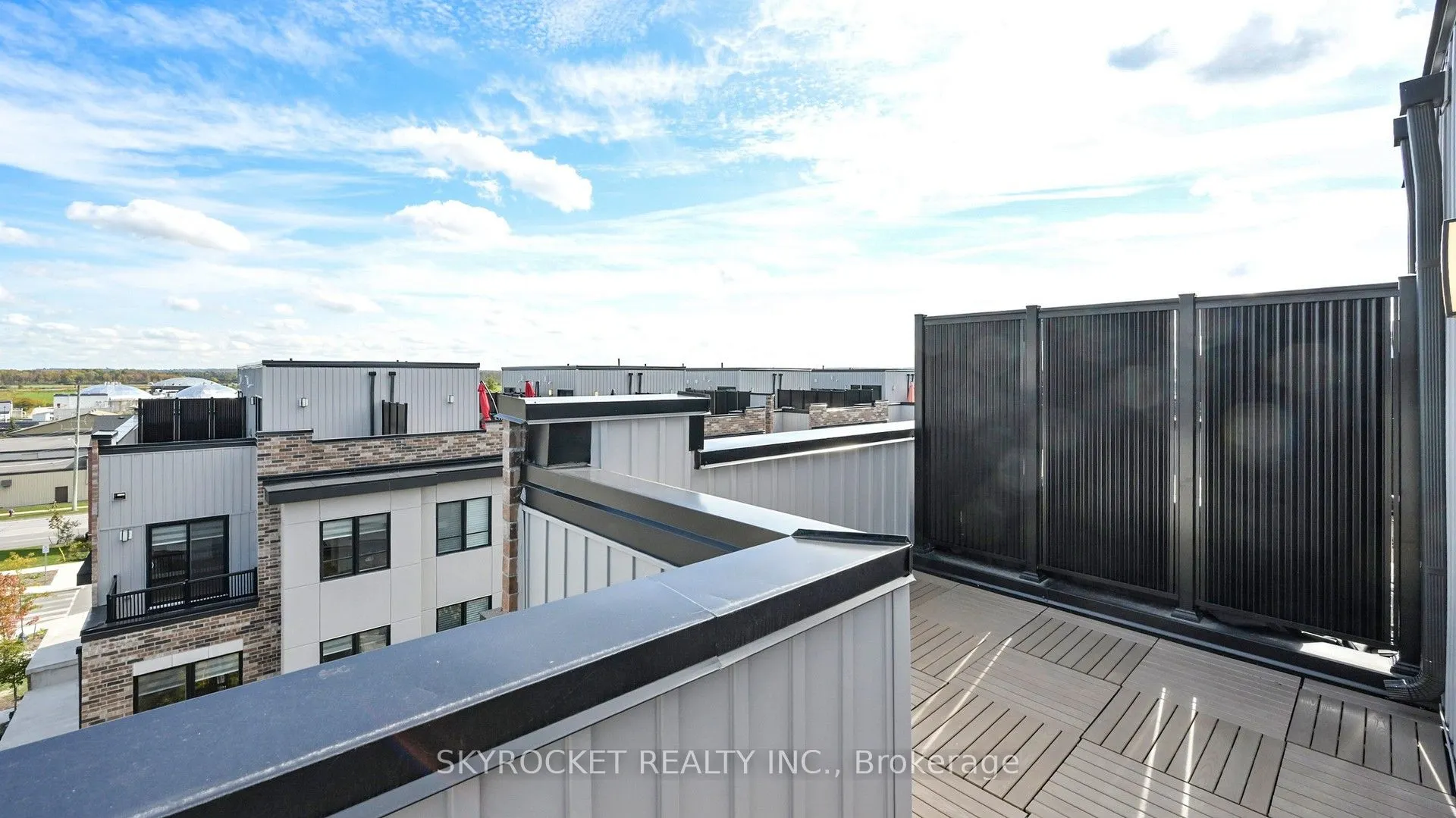 40 Baynes Way, #8