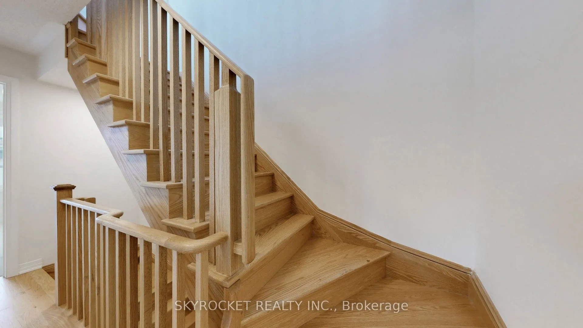 40 Baynes Way, #8