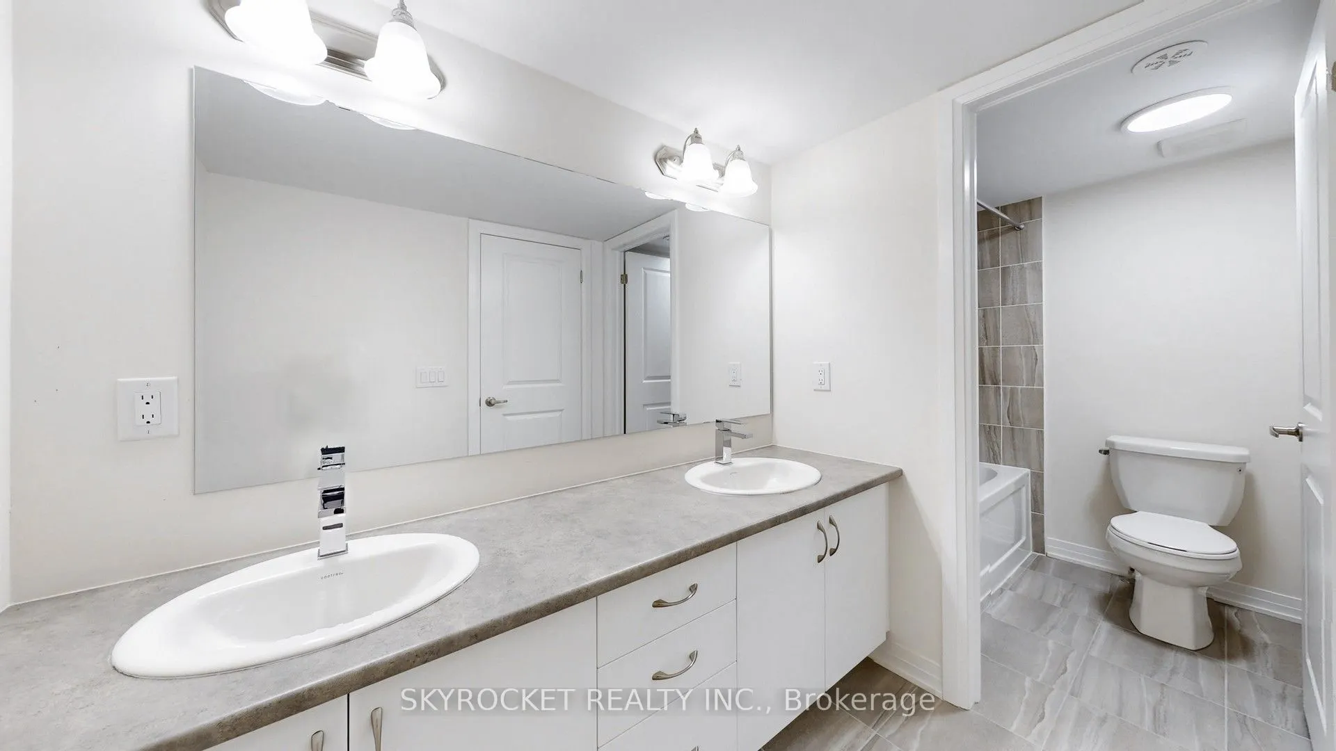 40 Baynes Way, #8