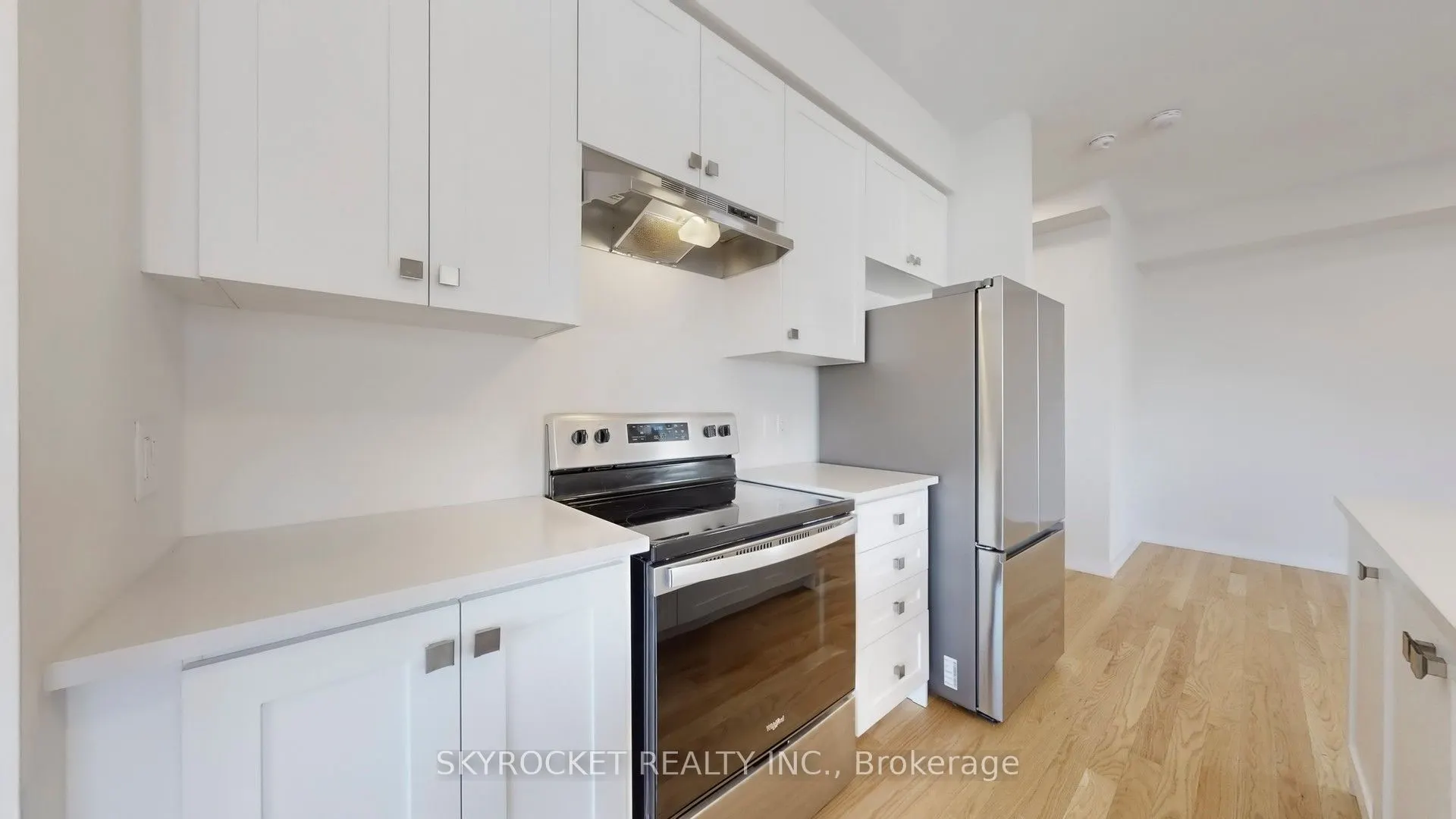 40 Baynes Way, #8