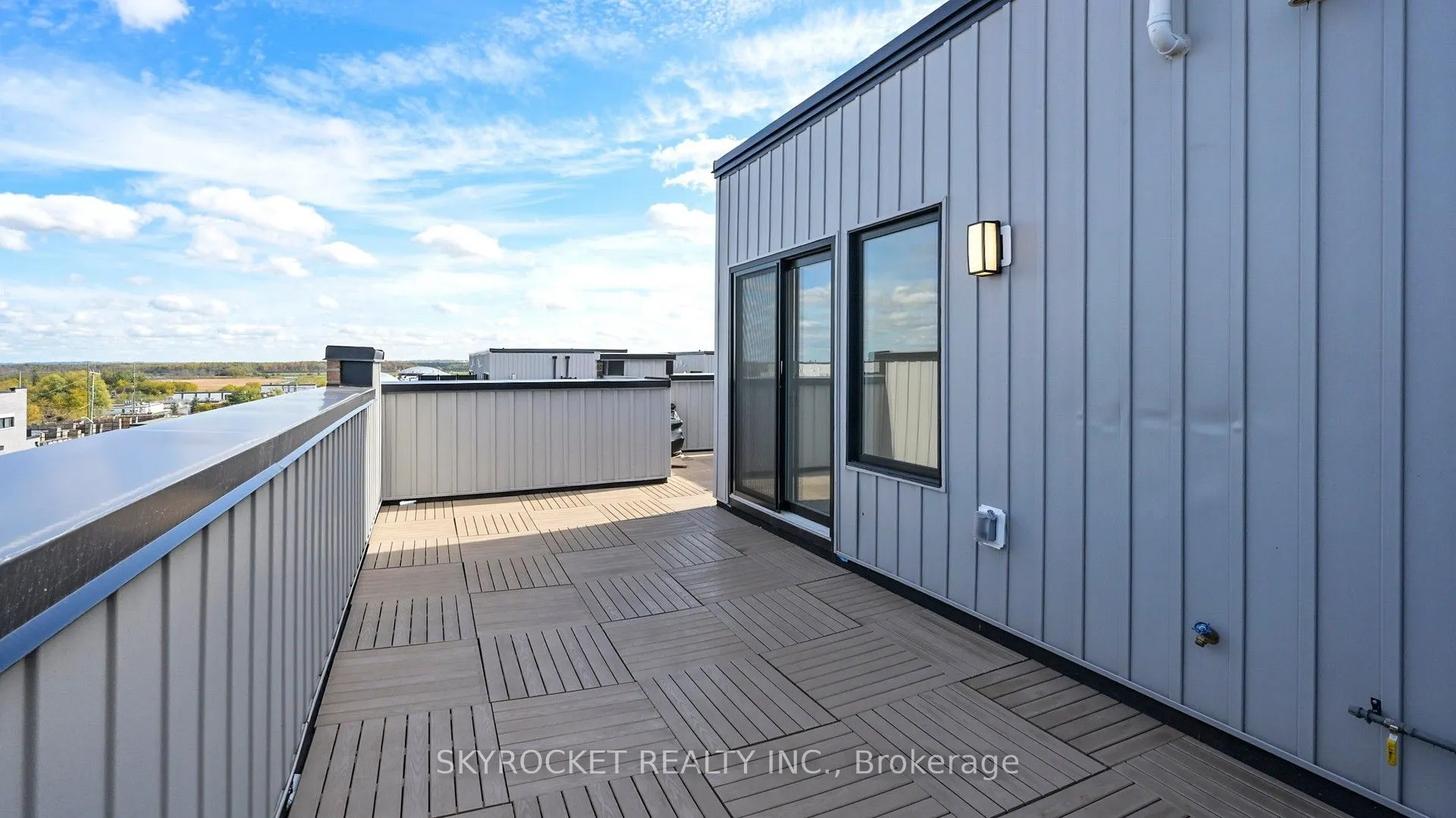 40 Baynes Way, #8