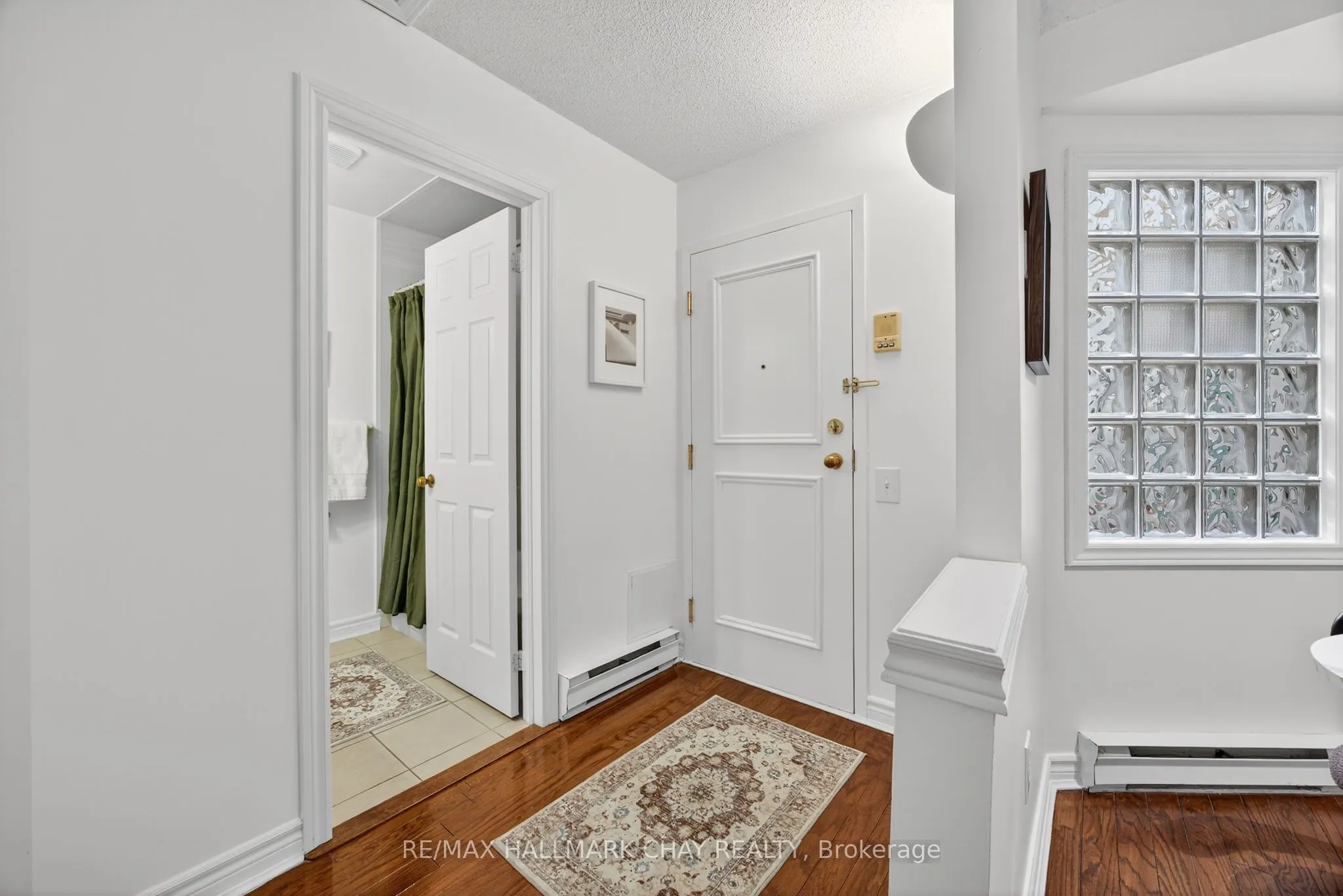 77 Mill Street E, #40