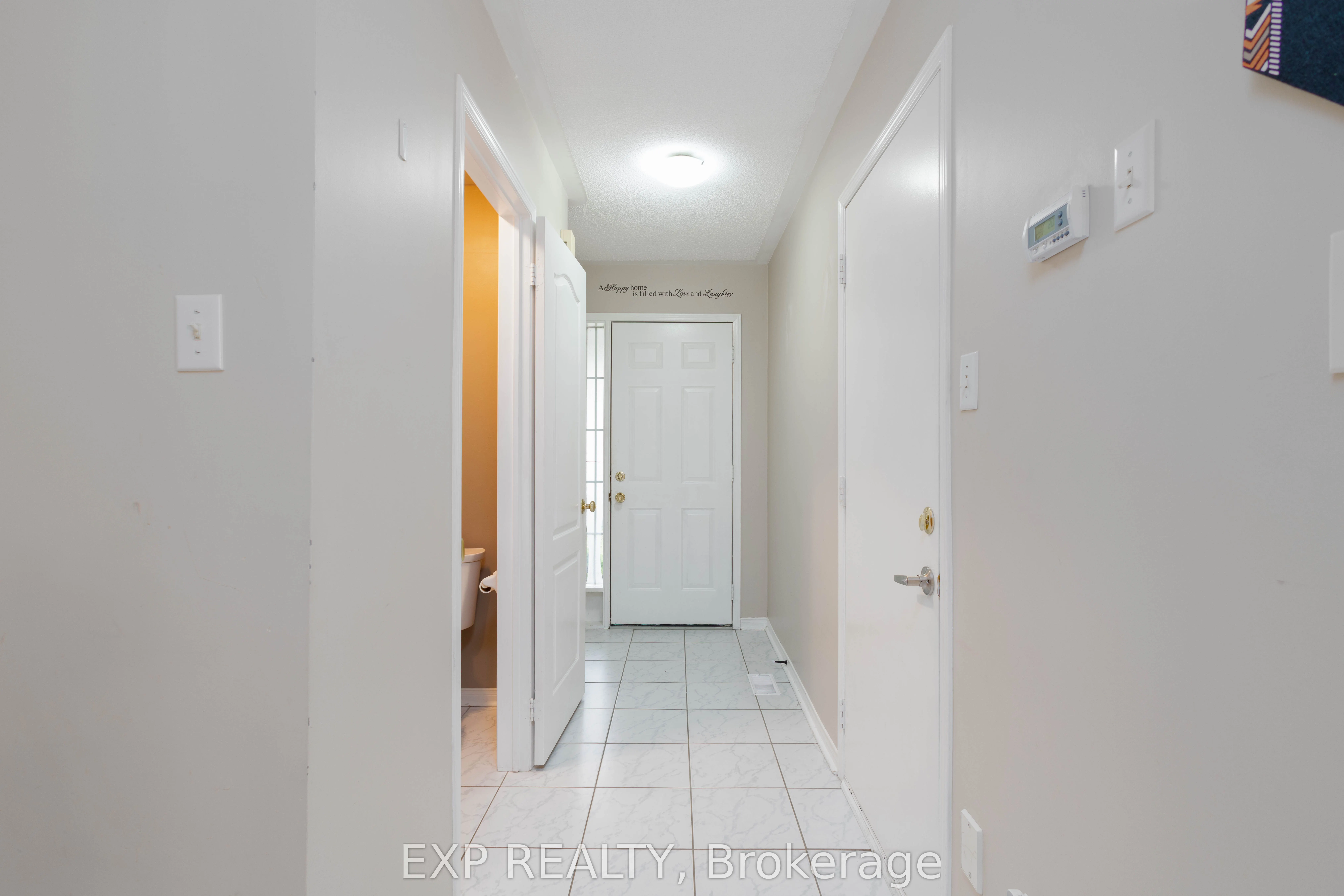 537 Heddle Crescent