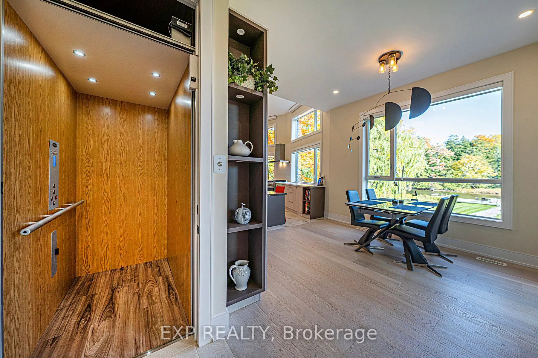 5 Birch Knoll Road