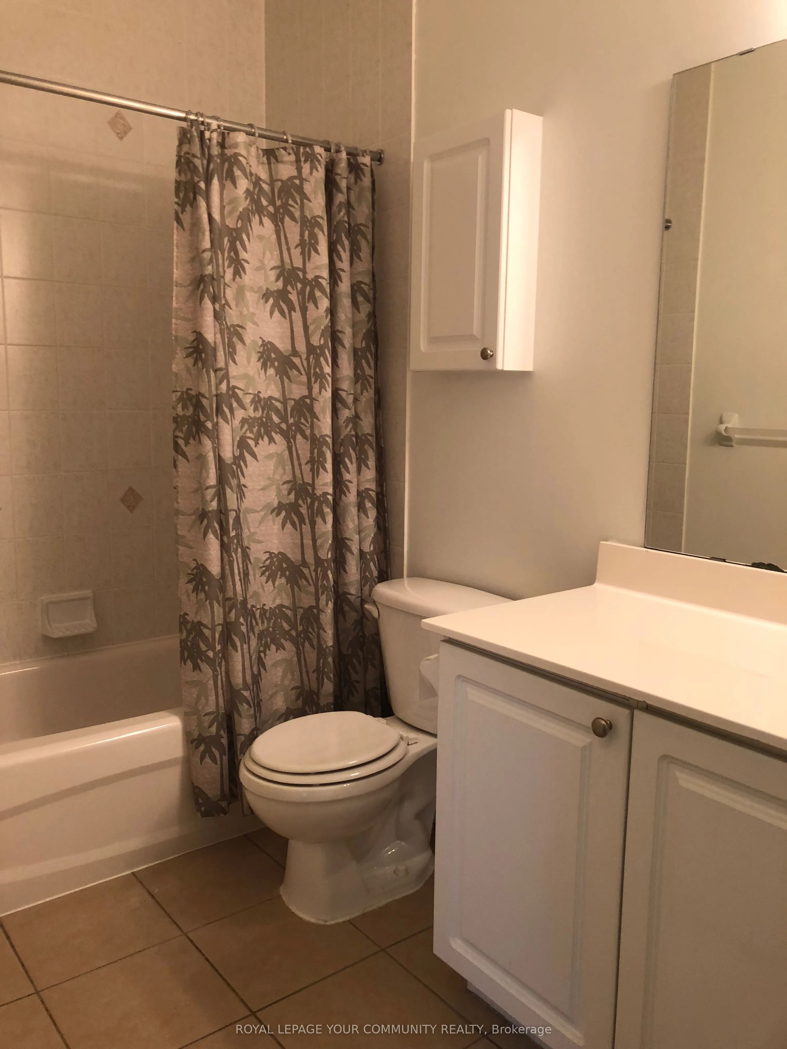 33 Wallace Street, #124