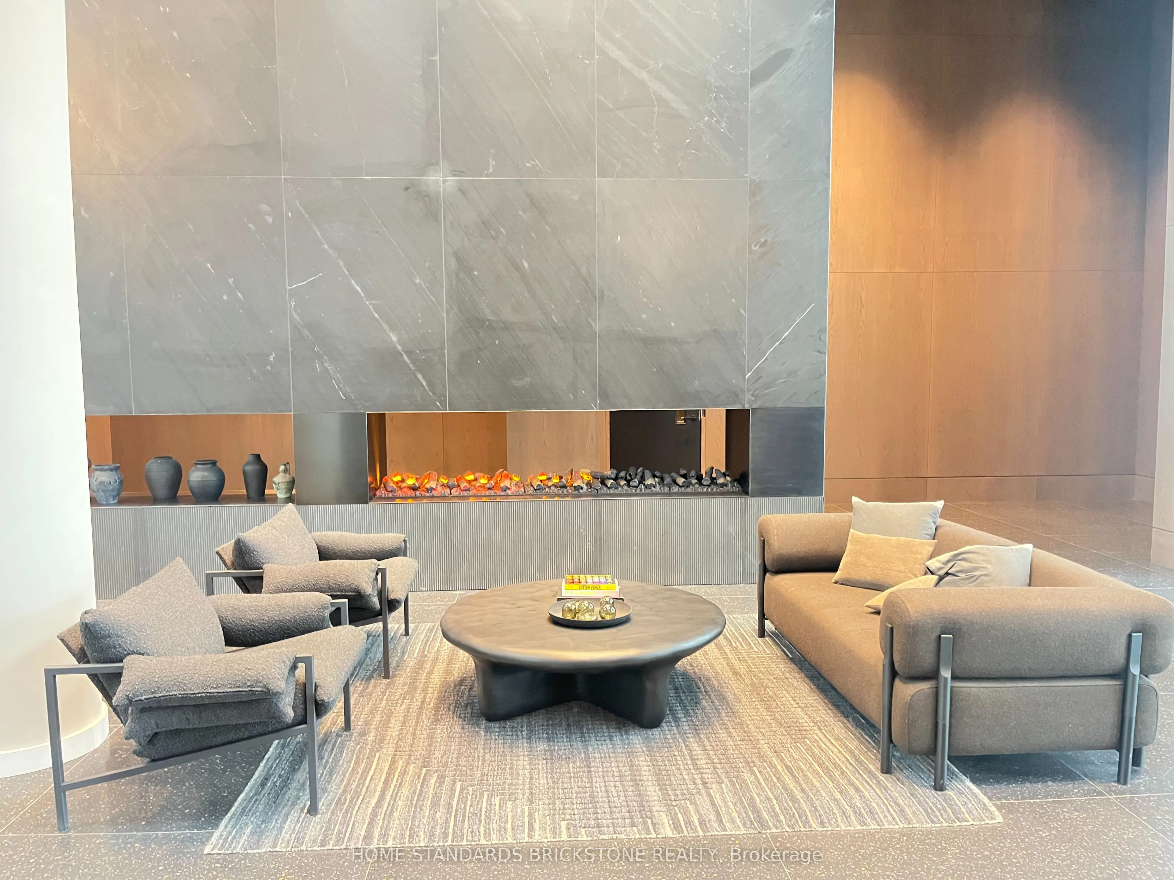 28 Interchange Way, #3715