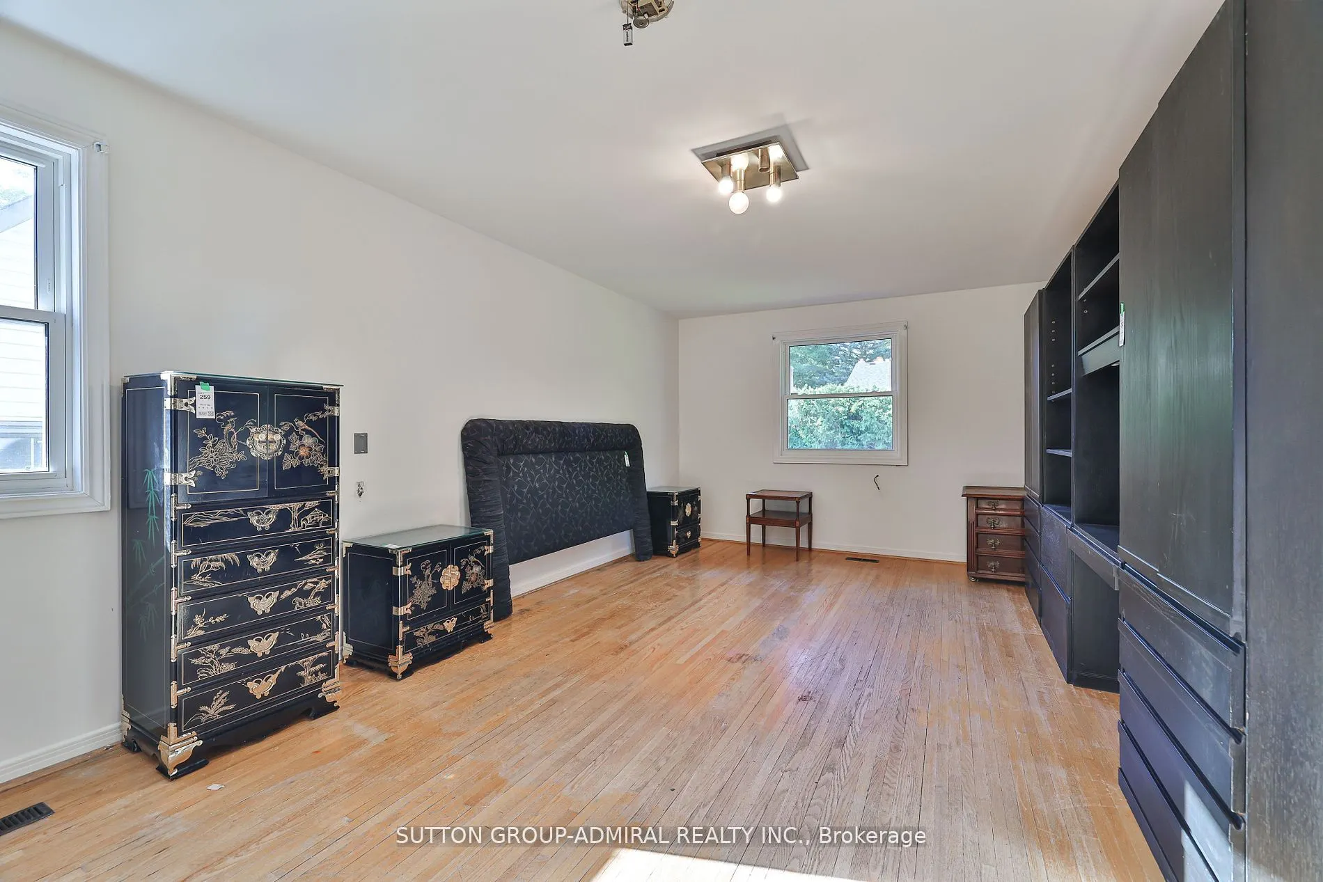 22 Cobblestone Drive