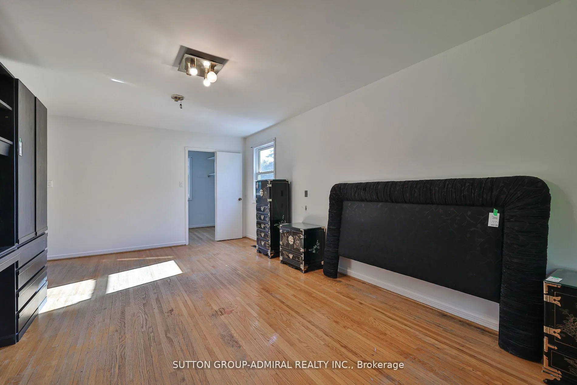 22 Cobblestone Drive