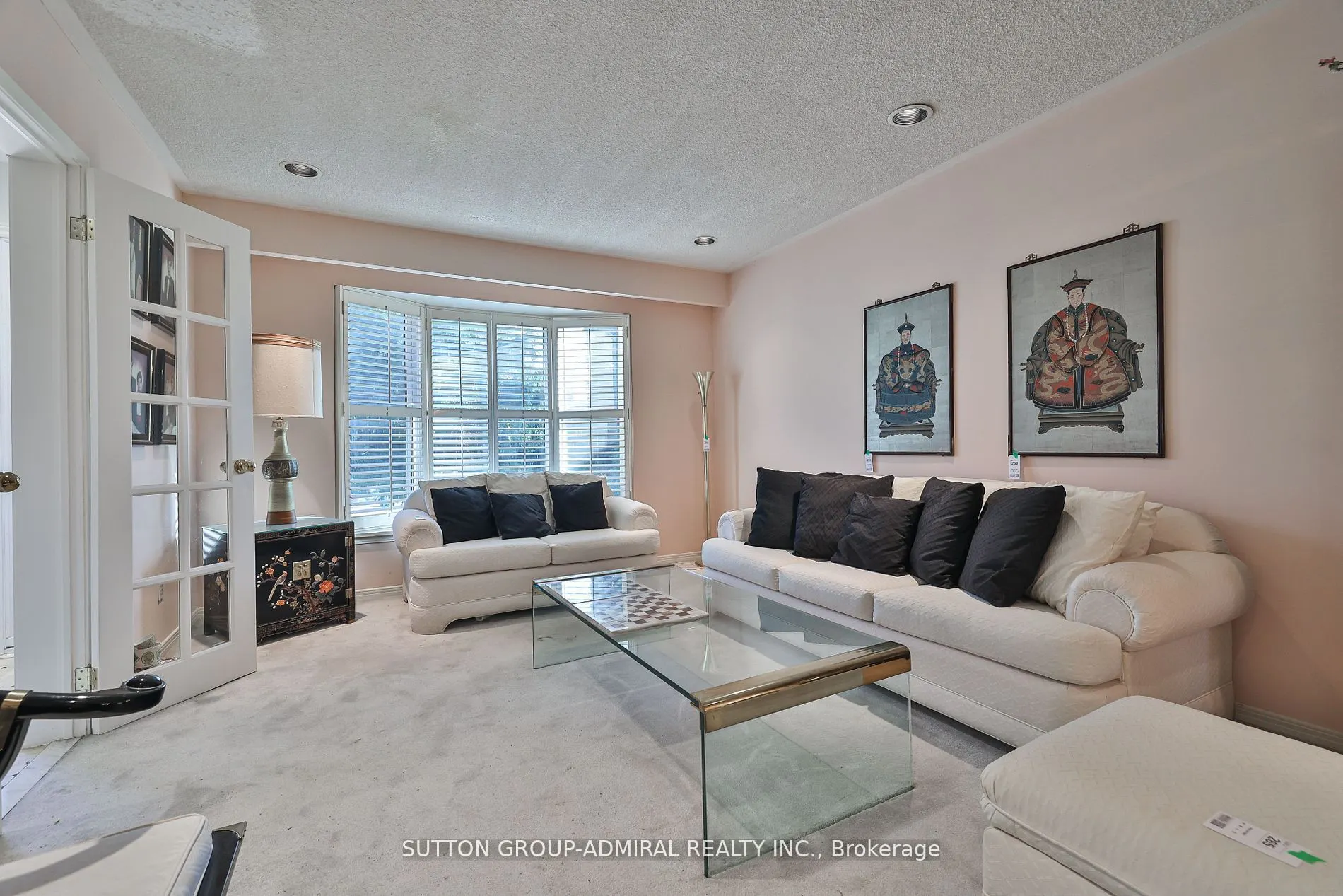 22 Cobblestone Drive