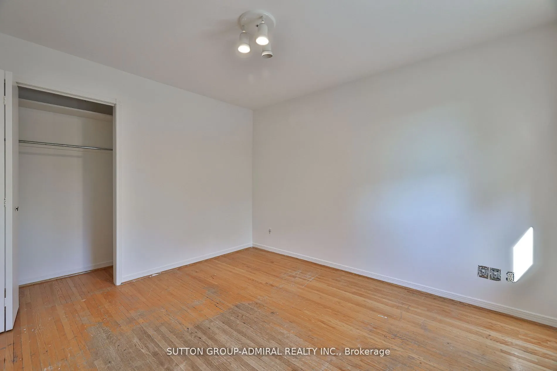 22 Cobblestone Drive