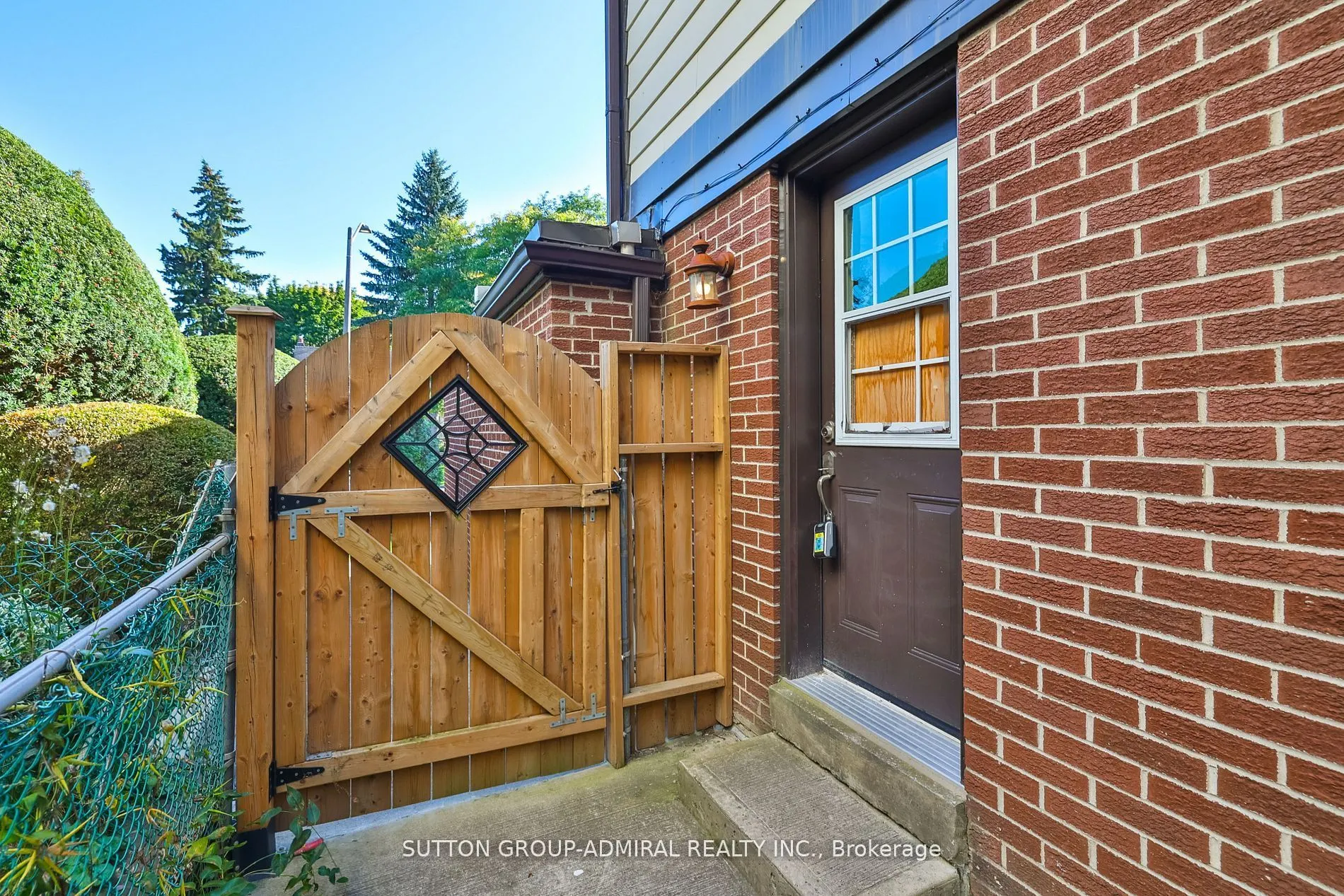 22 Cobblestone Drive