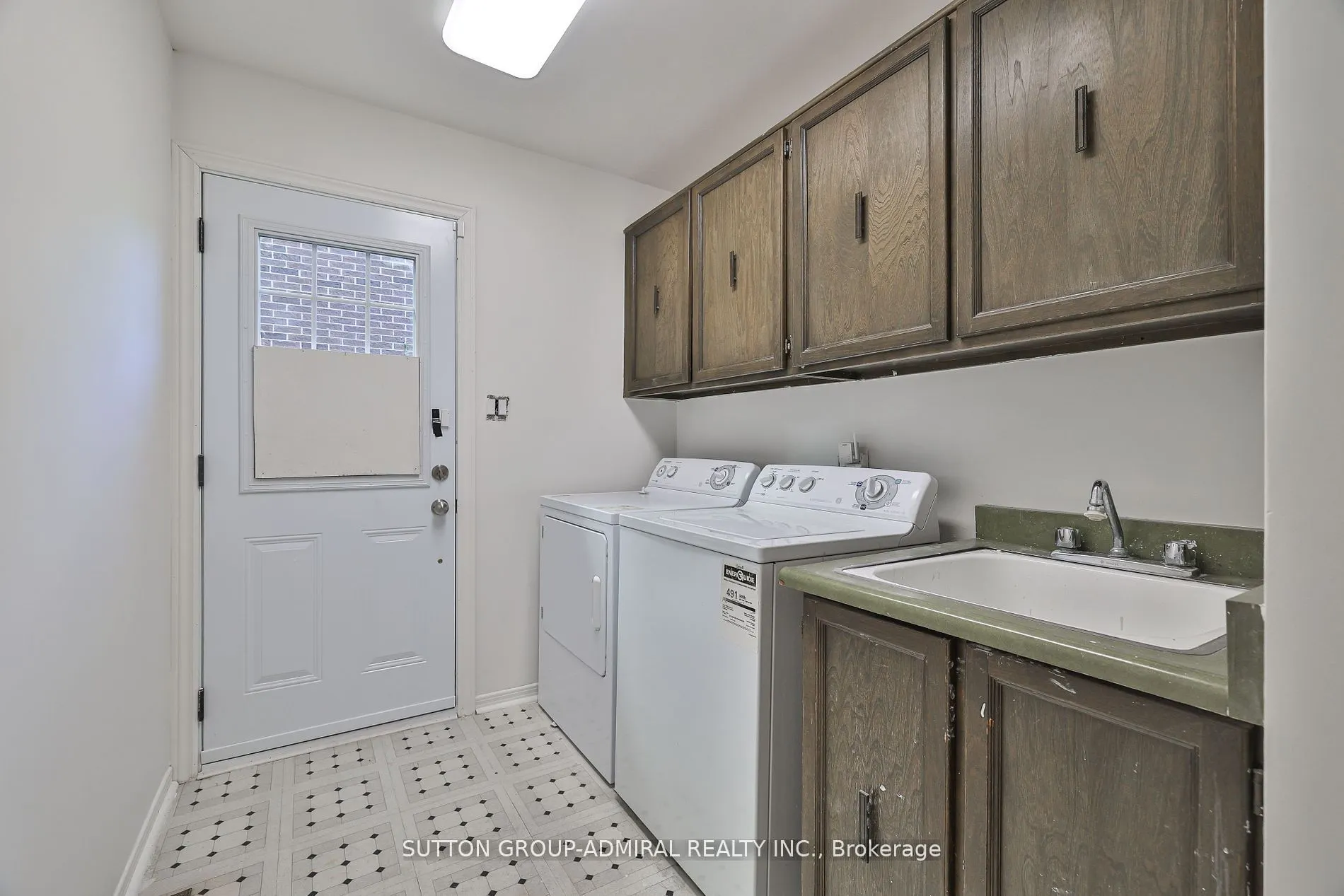 22 Cobblestone Drive