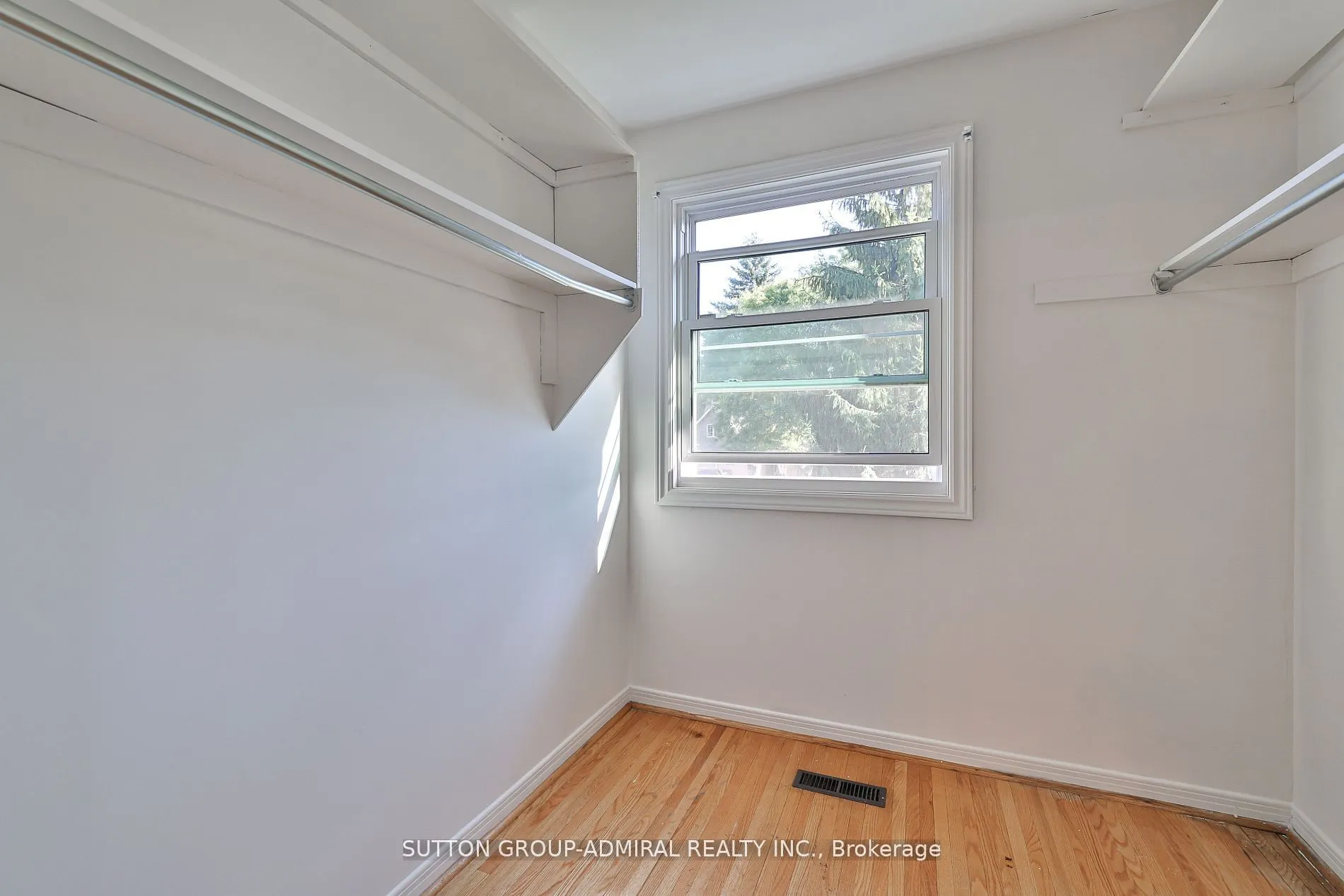 22 Cobblestone Drive