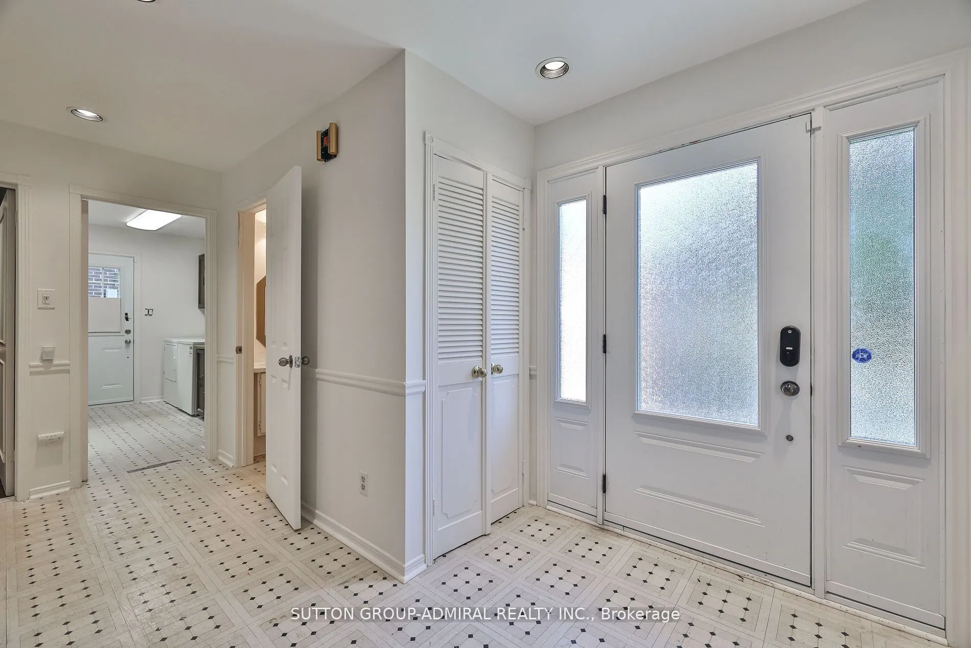 22 Cobblestone Drive