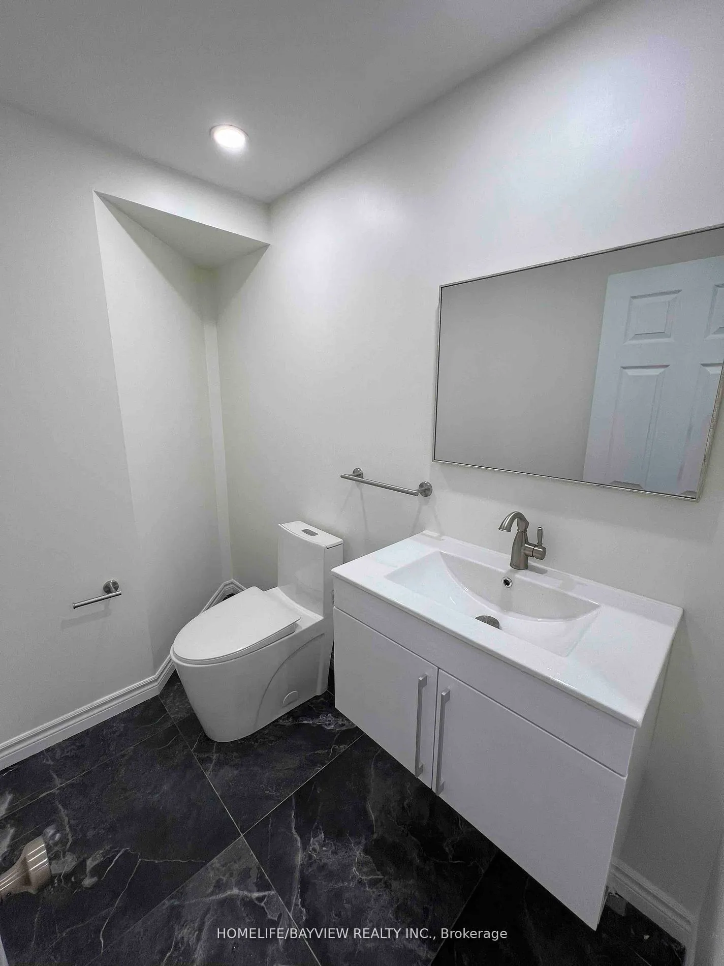 136 Pinnacle Trail, #Lower