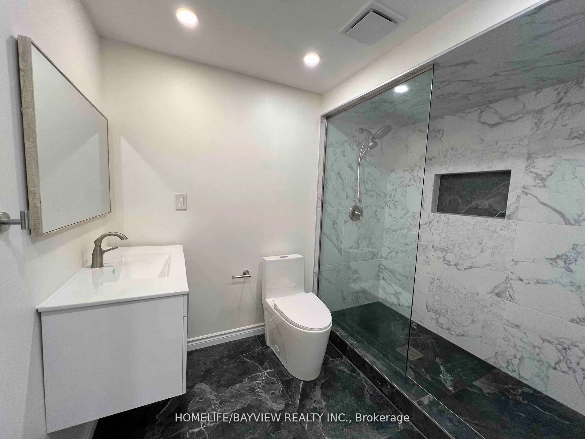 136 Pinnacle Trail, #Lower