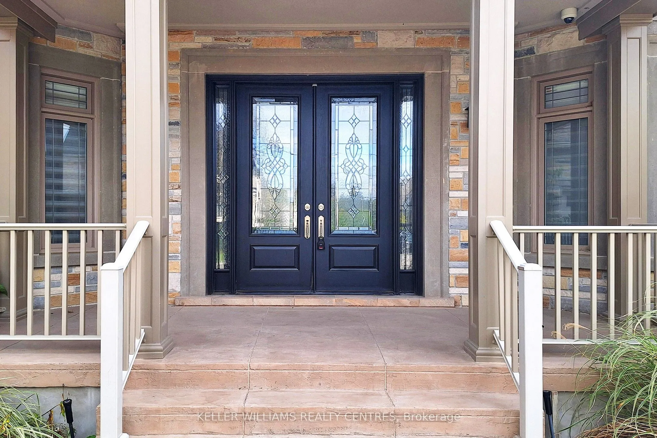 33 Maple Grove Avenue