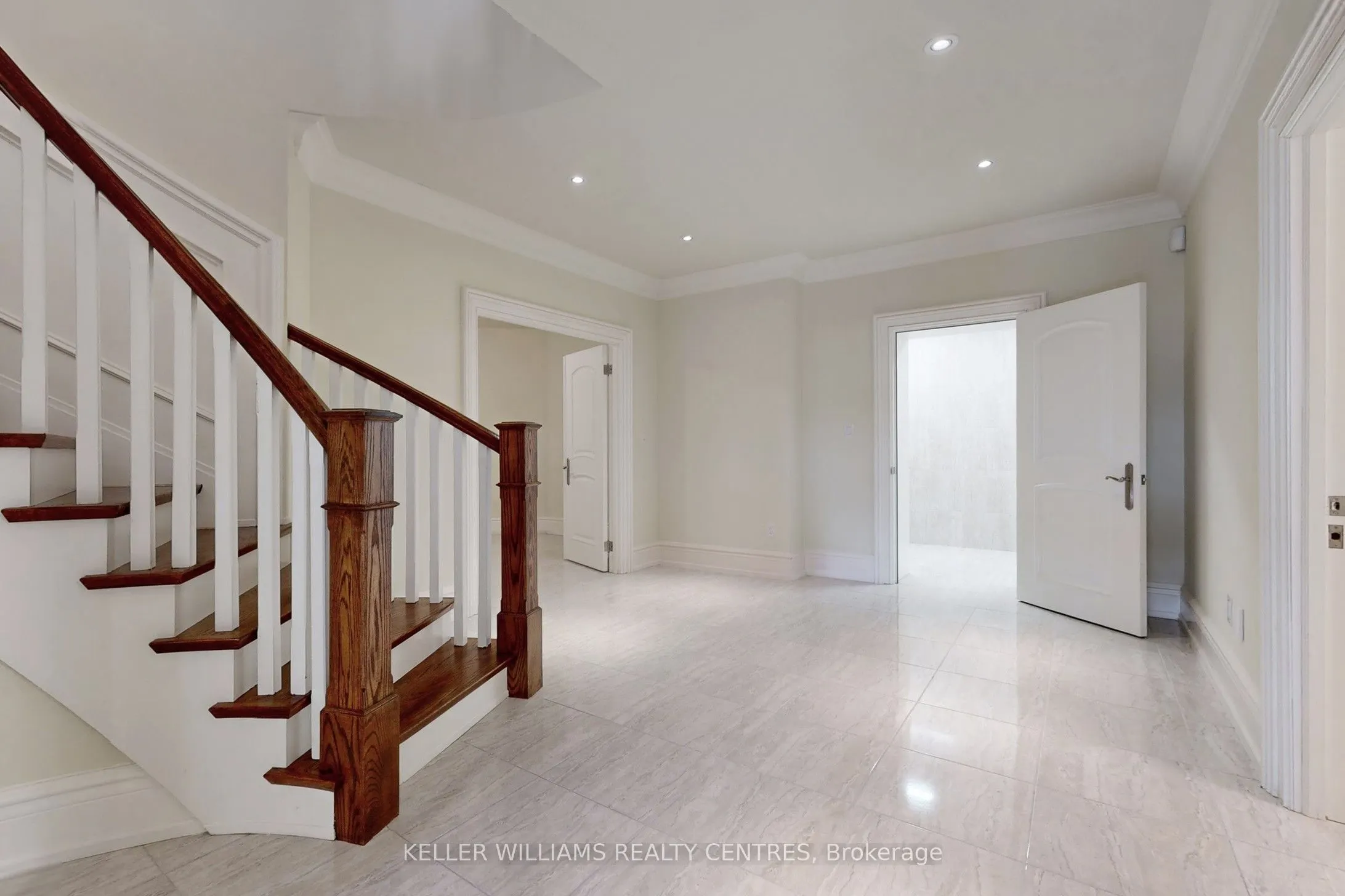 33 Maple Grove Avenue