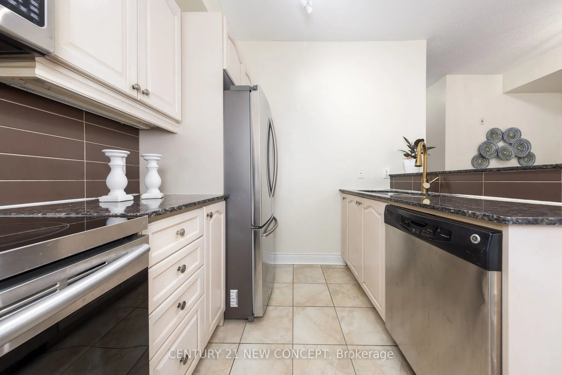 8 Brighton Place, #52