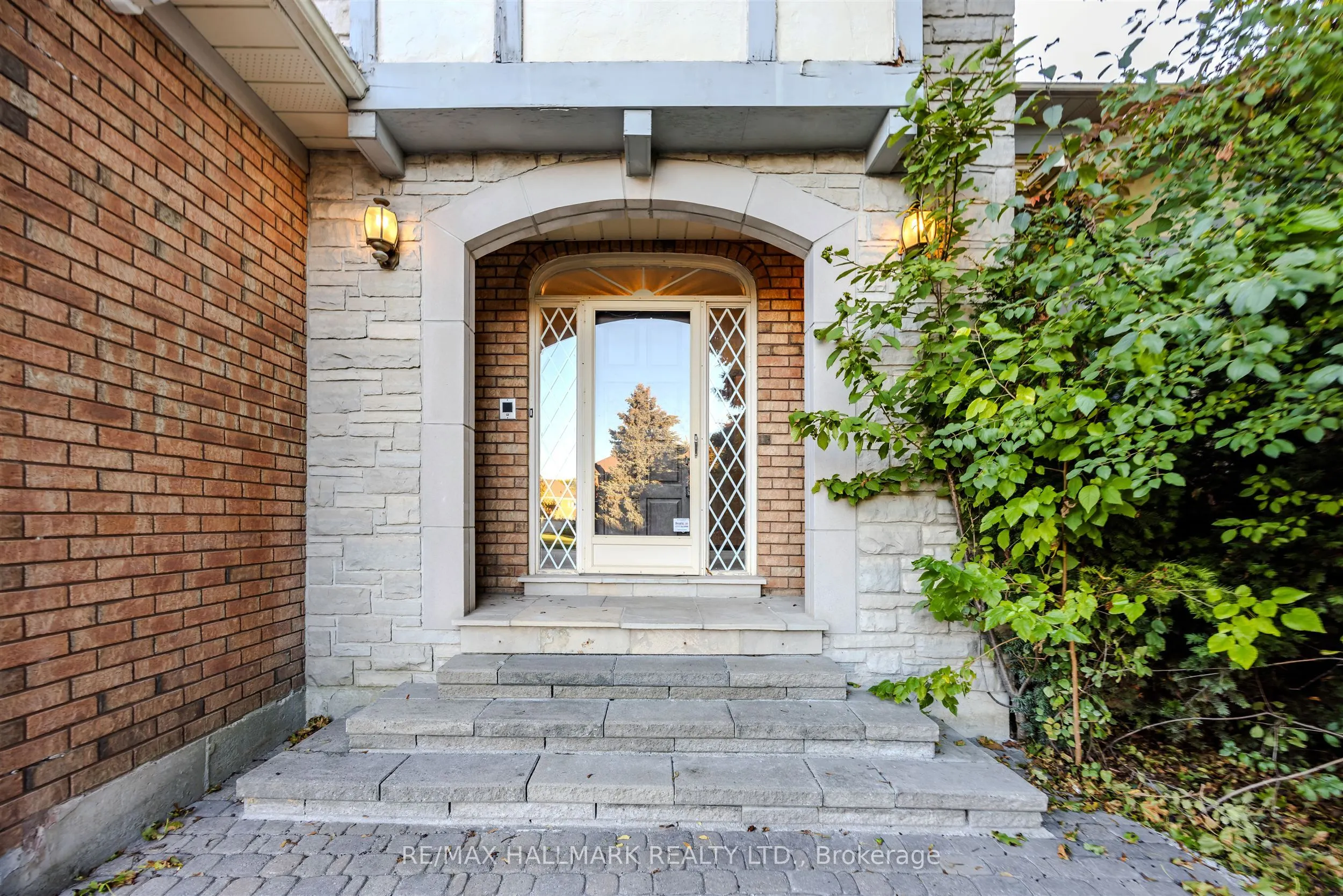 69 King's Cross Avenue