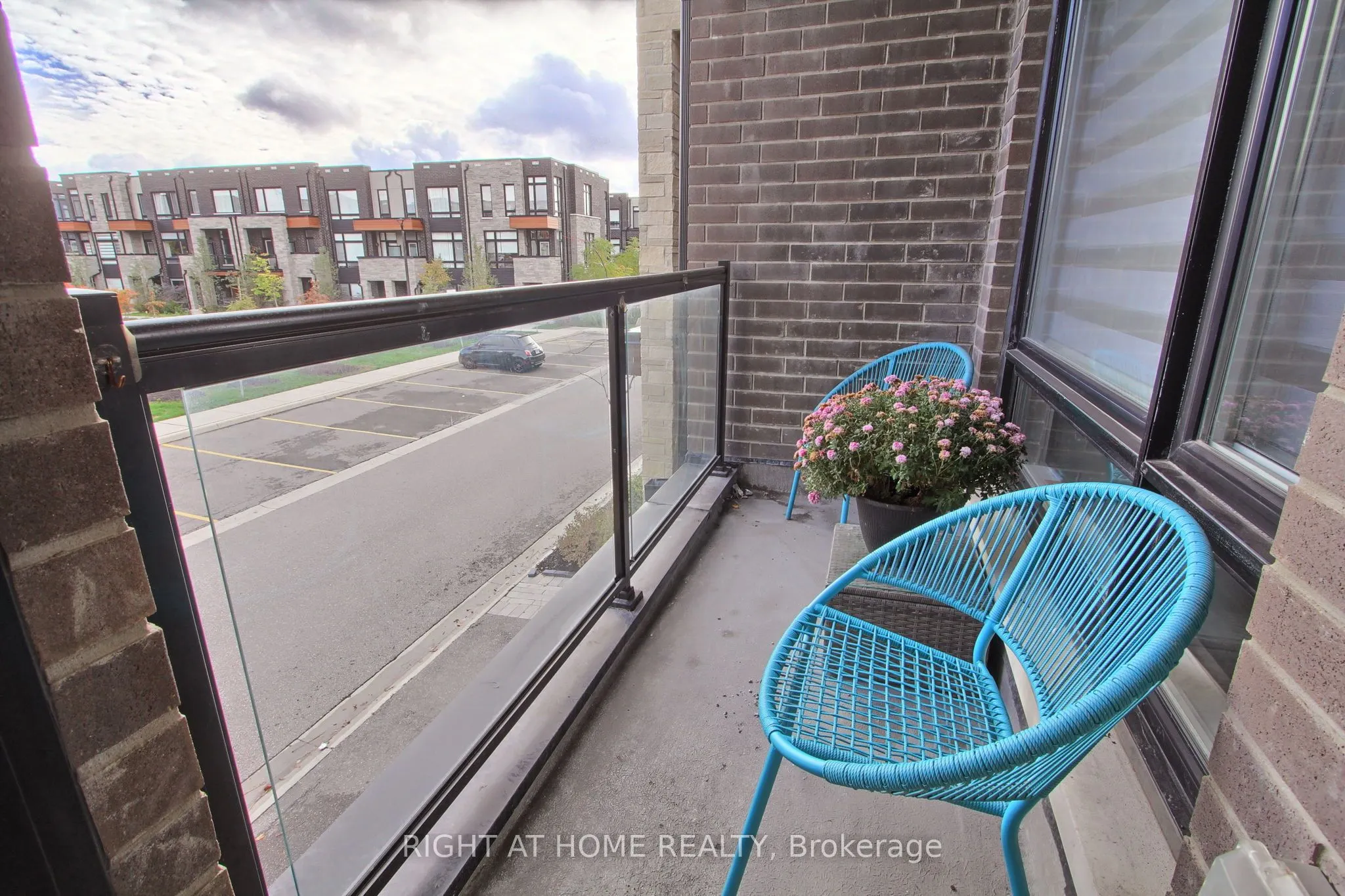 14 Pageant Avenue