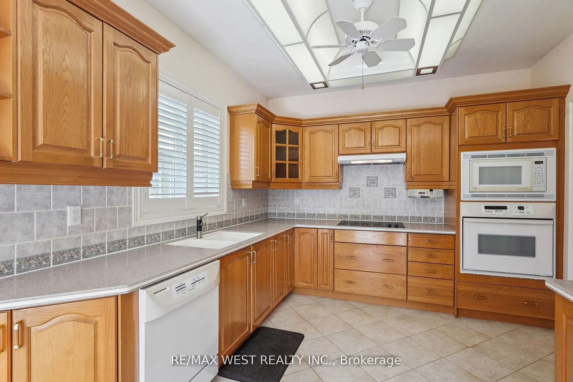 42 Windrose Court