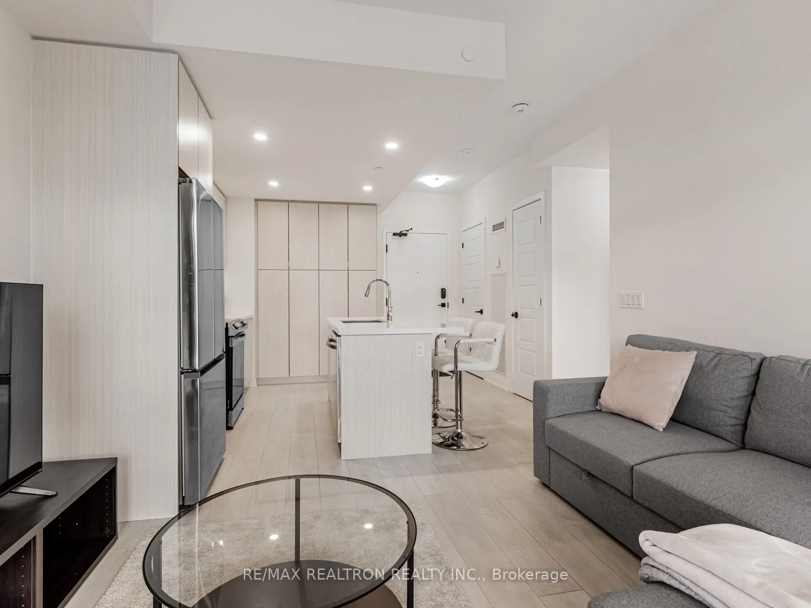 415 Sea Ray Avenue, #329