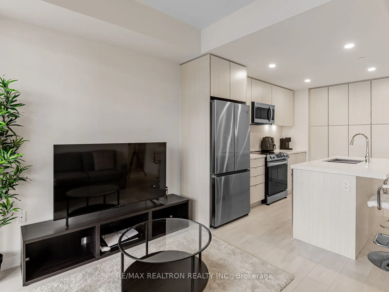 415 Sea Ray Avenue, #329